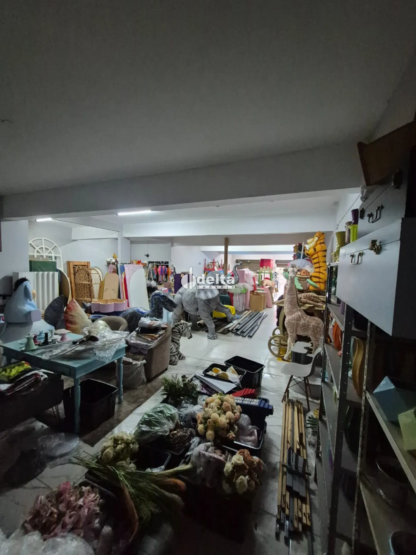 Comprar Loja / Padr&atilde;o em Uberl&acirc;ndia R$ 800.000,00 - Foto 16