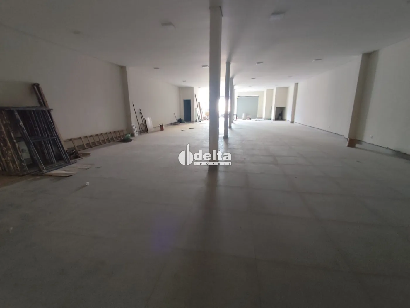 Alugar Loja / Padr&atilde;o em Uberl&acirc;ndia R$ 20.000,00 - Foto 12