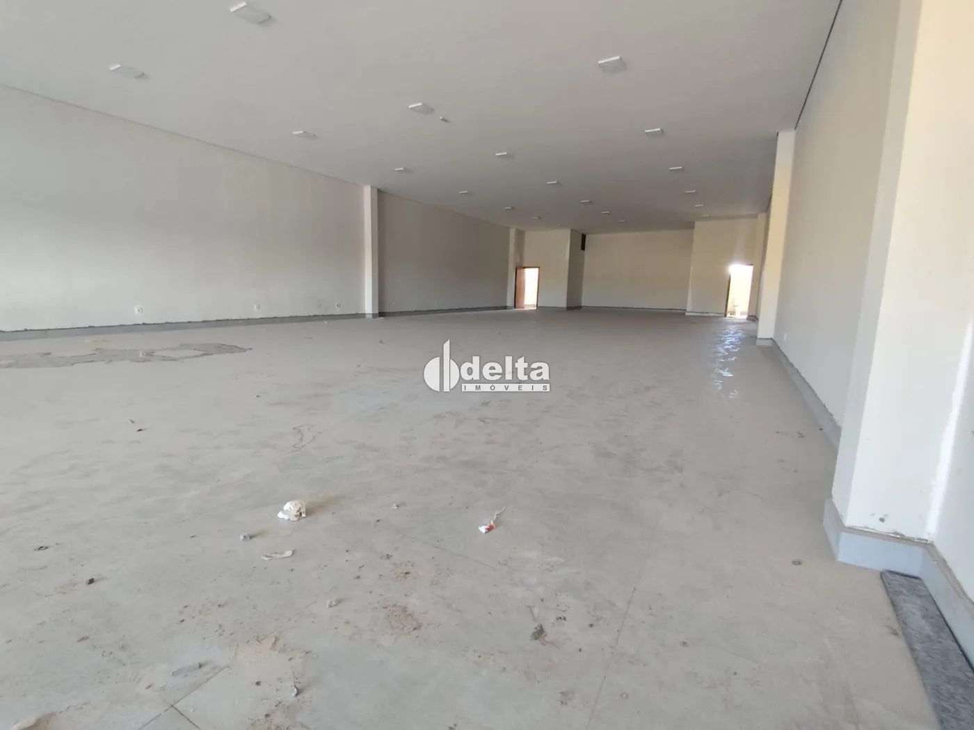 Alugar Loja / Padr&atilde;o em Uberl&acirc;ndia R$ 20.000,00 - Foto 3