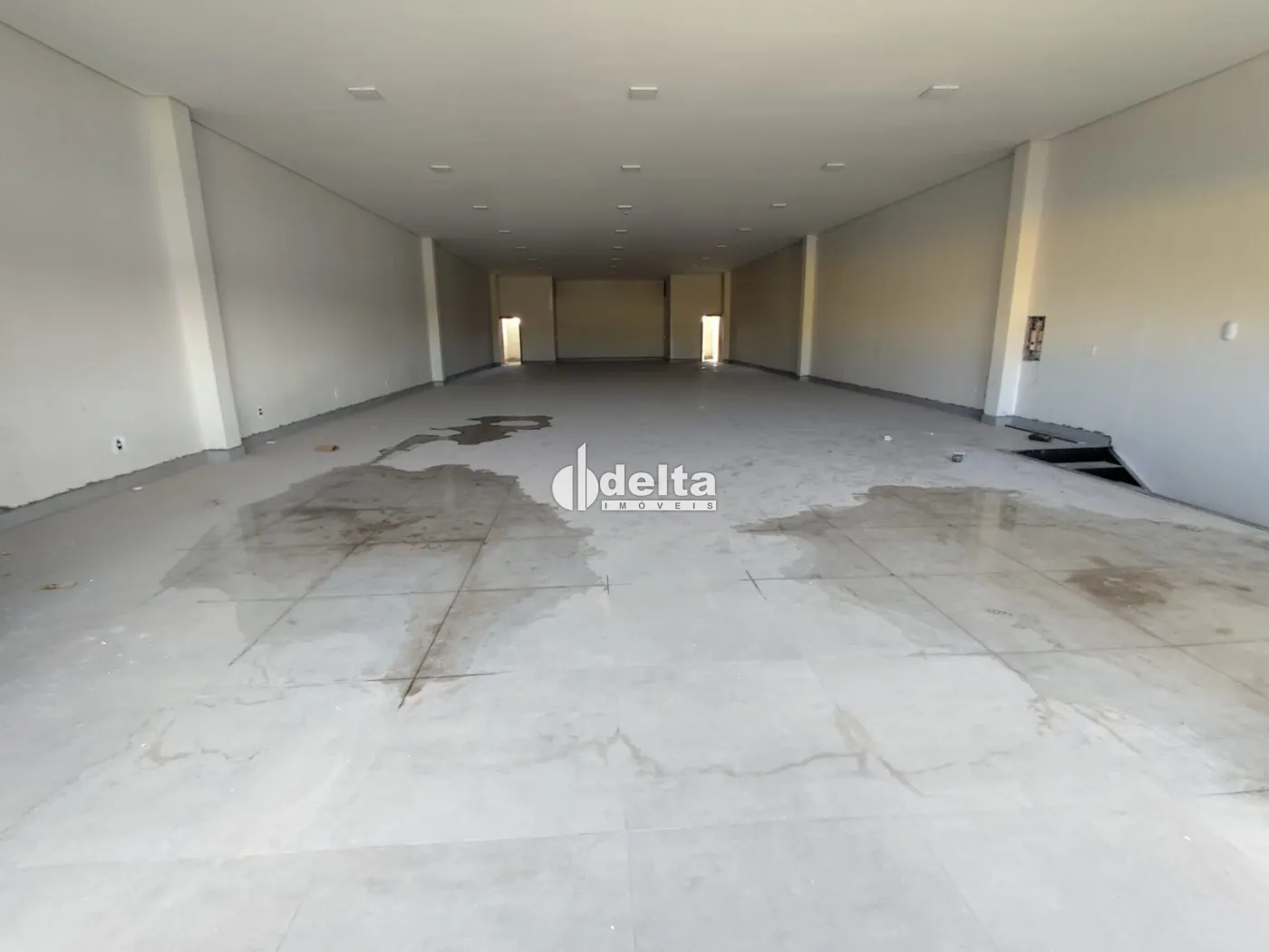 Alugar Loja / Padr&atilde;o em Uberl&acirc;ndia R$ 20.000,00 - Foto 7