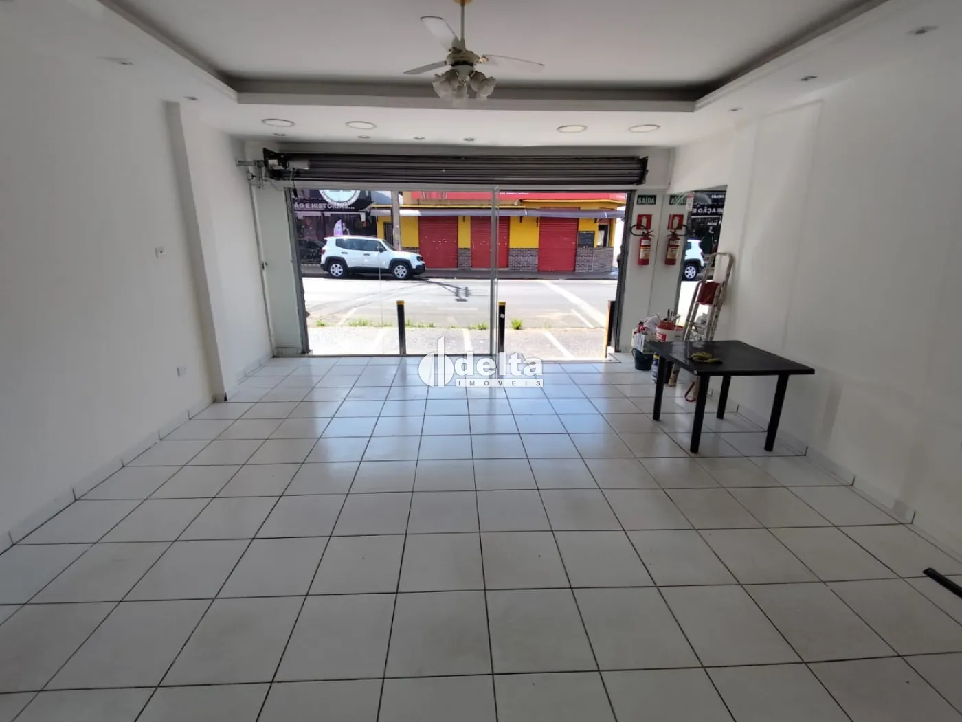 Alugar Loja / Padr&atilde;o em Uberl&acirc;ndia R$ 4.000,00 - Foto 7