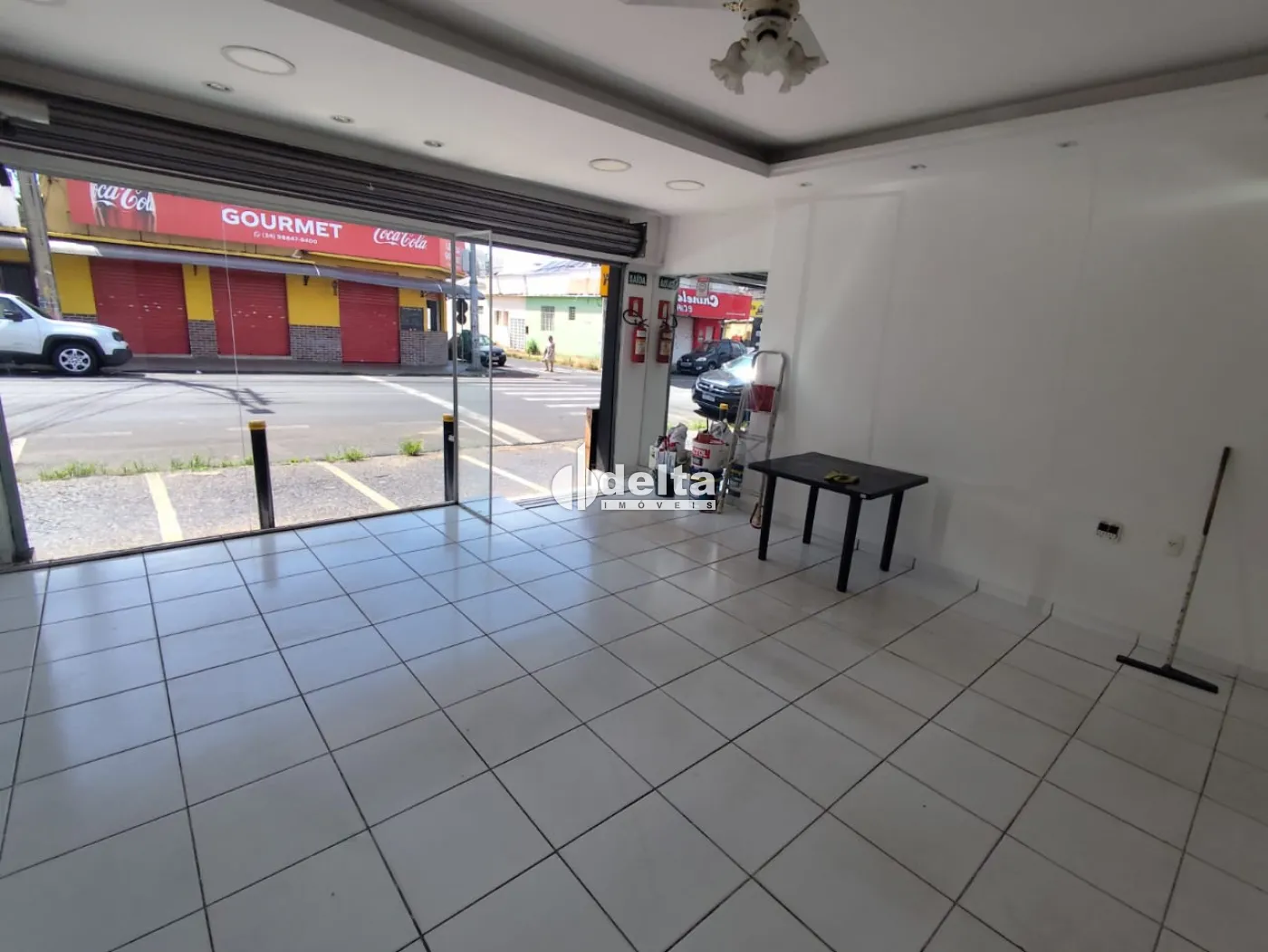 Alugar Loja / Padr&atilde;o em Uberl&acirc;ndia R$ 4.000,00 - Foto 10