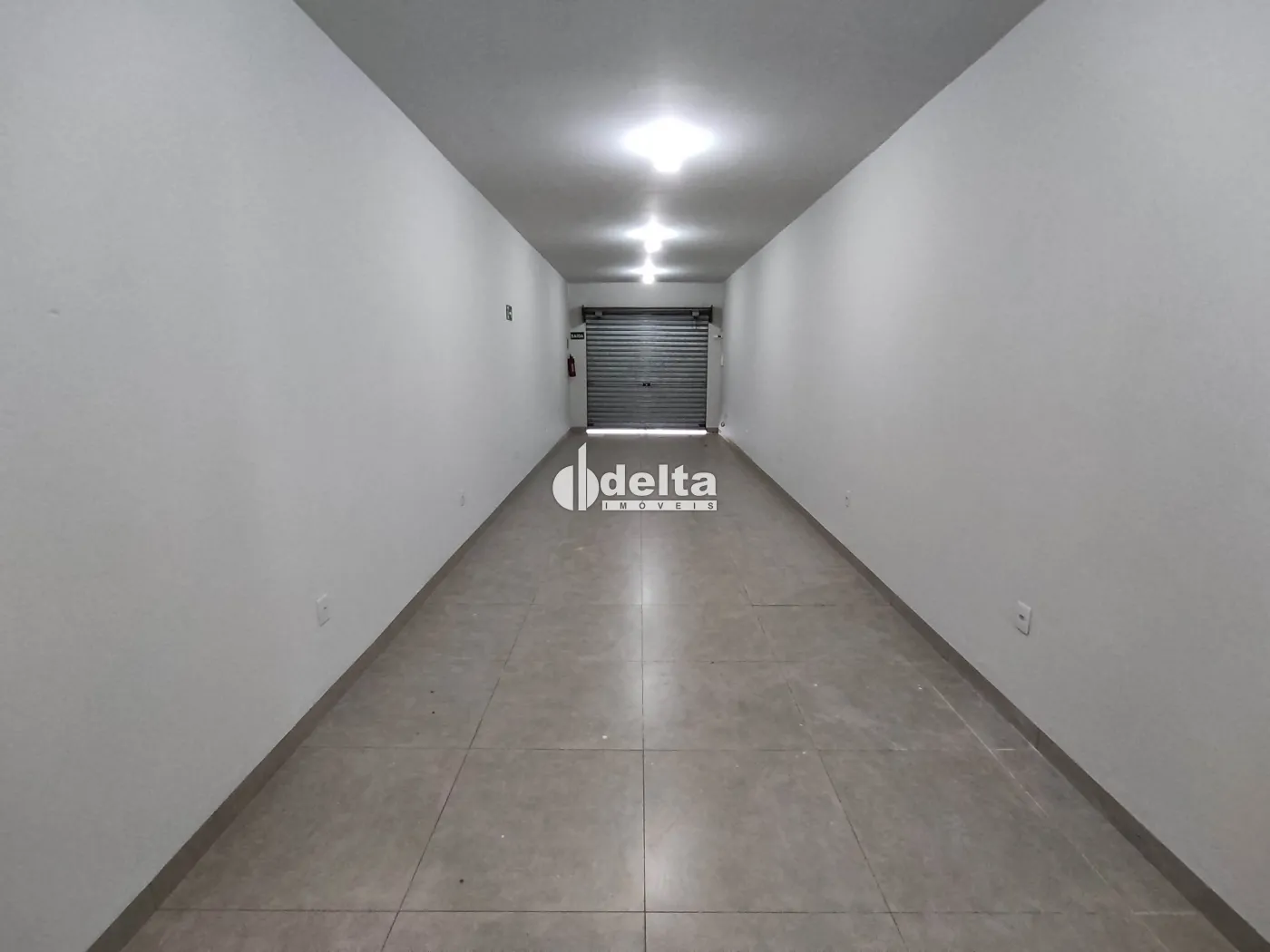 Alugar Loja / Padr&atilde;o em Uberl&acirc;ndia R$ 1.200,00 - Foto 2