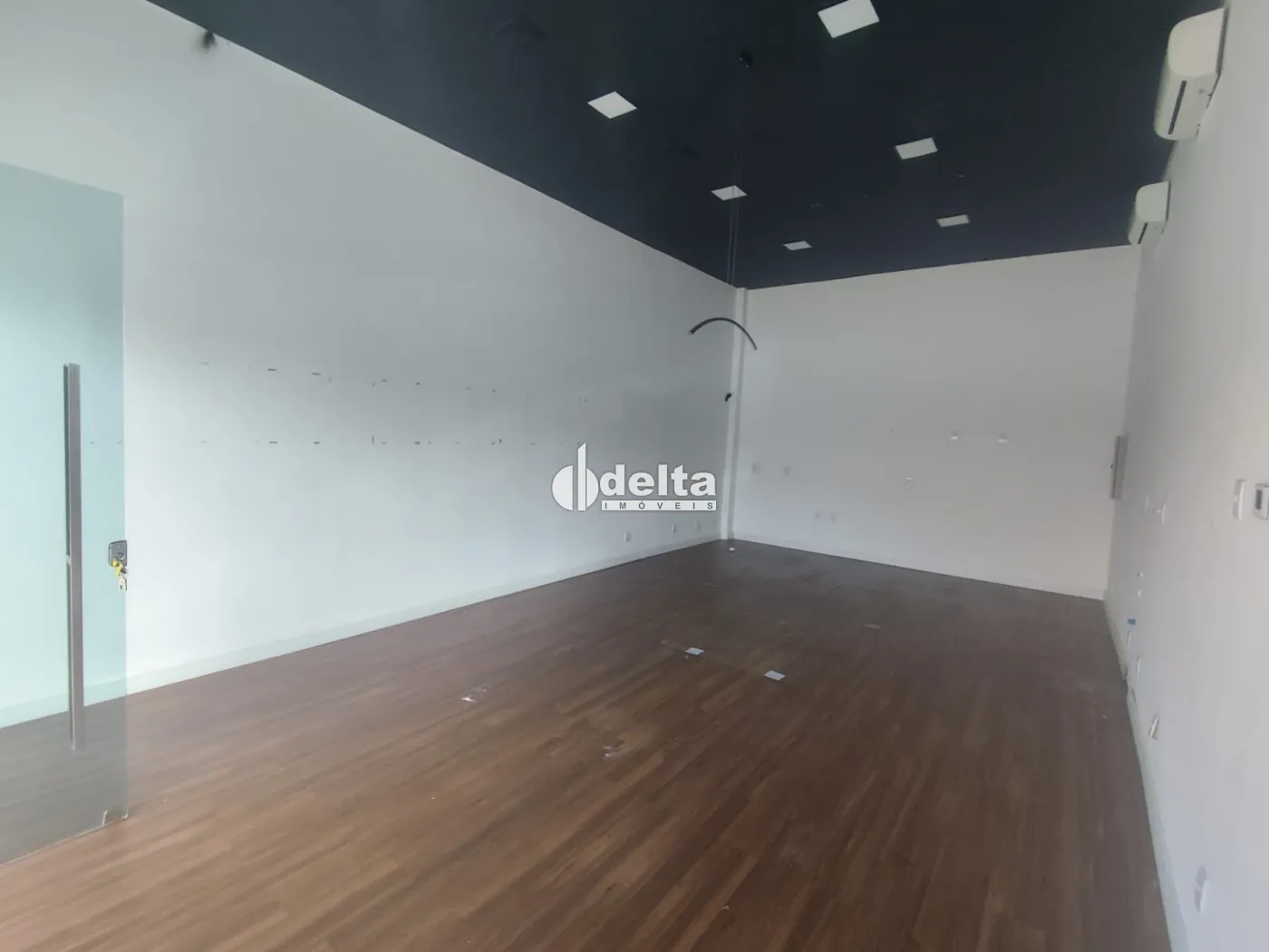 Alugar Loja / Padr&atilde;o em Uberl&acirc;ndia R$ 4.500,00 - Foto 2