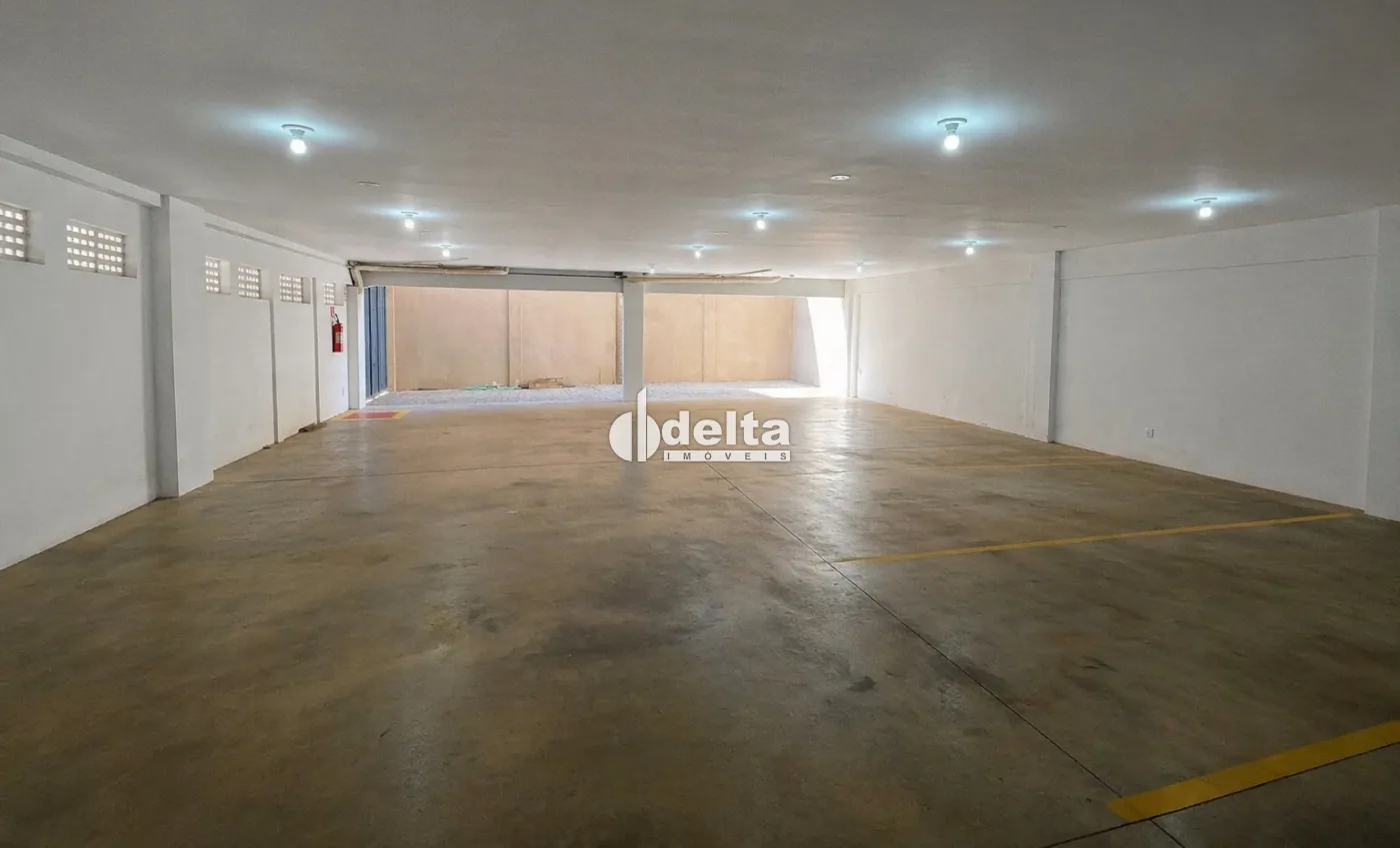 Alugar Loja / Padr&atilde;o em Uberl&acirc;ndia R$ 15.000,00 - Foto 12