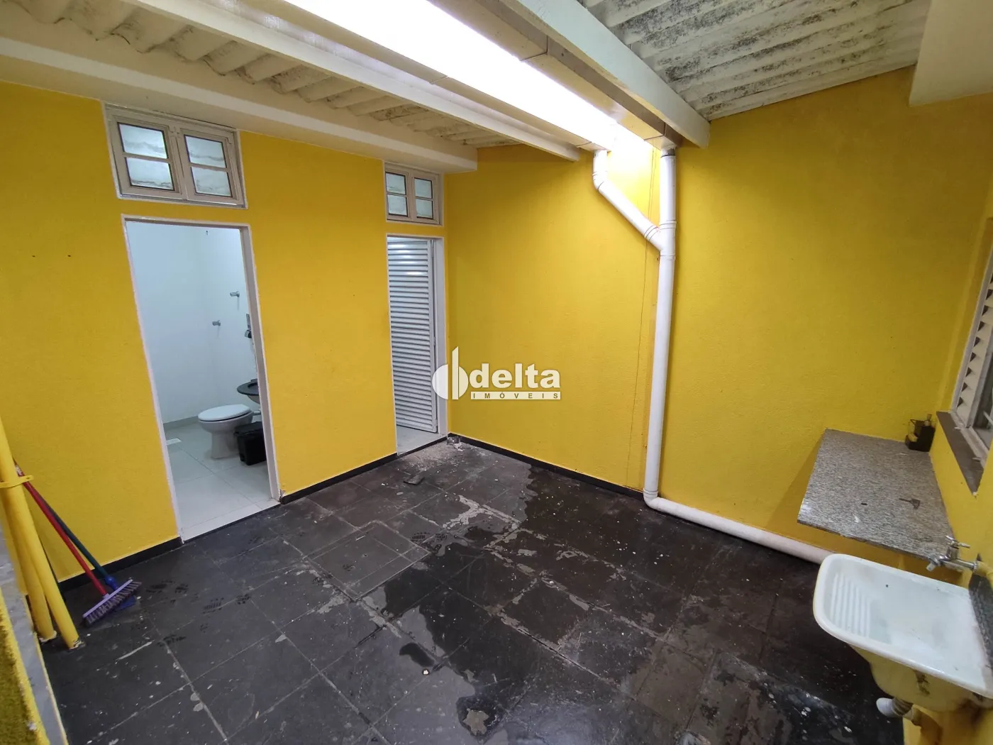Alugar Loja / Padr&atilde;o em Uberl&acirc;ndia R$ 5.000,00 - Foto 8