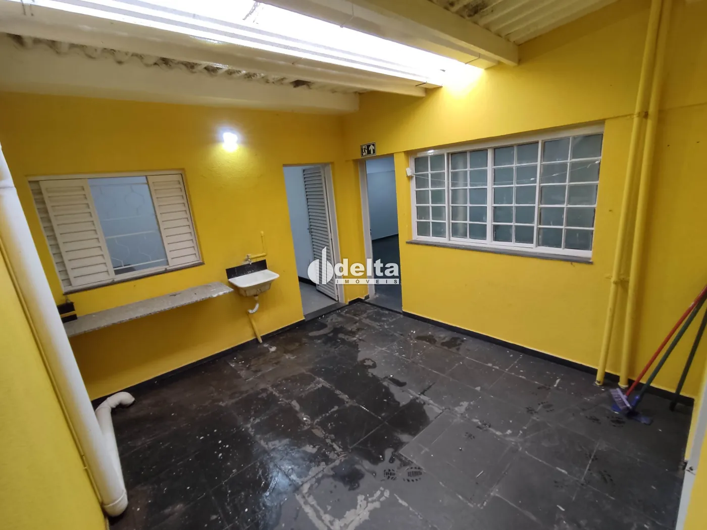 Alugar Loja / Padr&atilde;o em Uberl&acirc;ndia R$ 5.000,00 - Foto 9