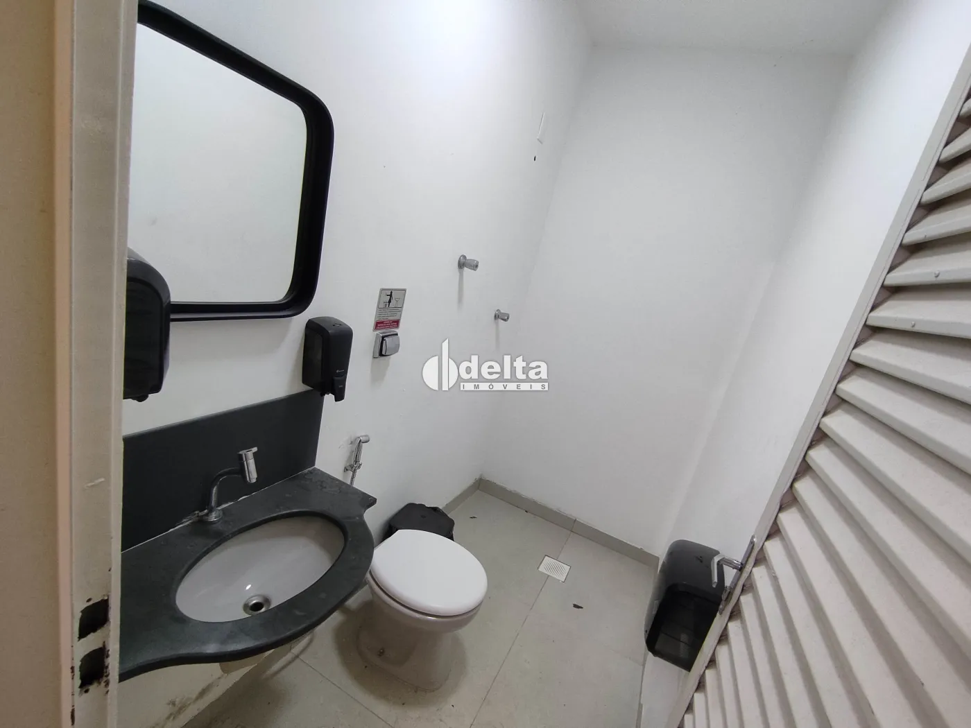 Alugar Loja / Padr&atilde;o em Uberl&acirc;ndia R$ 5.000,00 - Foto 10