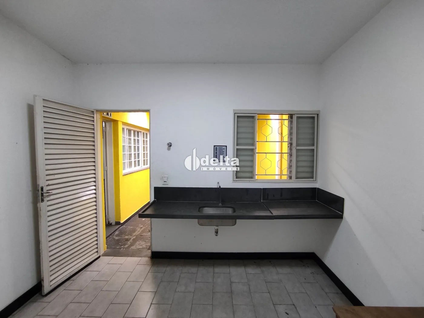 Alugar Loja / Padr&atilde;o em Uberl&acirc;ndia R$ 5.000,00 - Foto 13