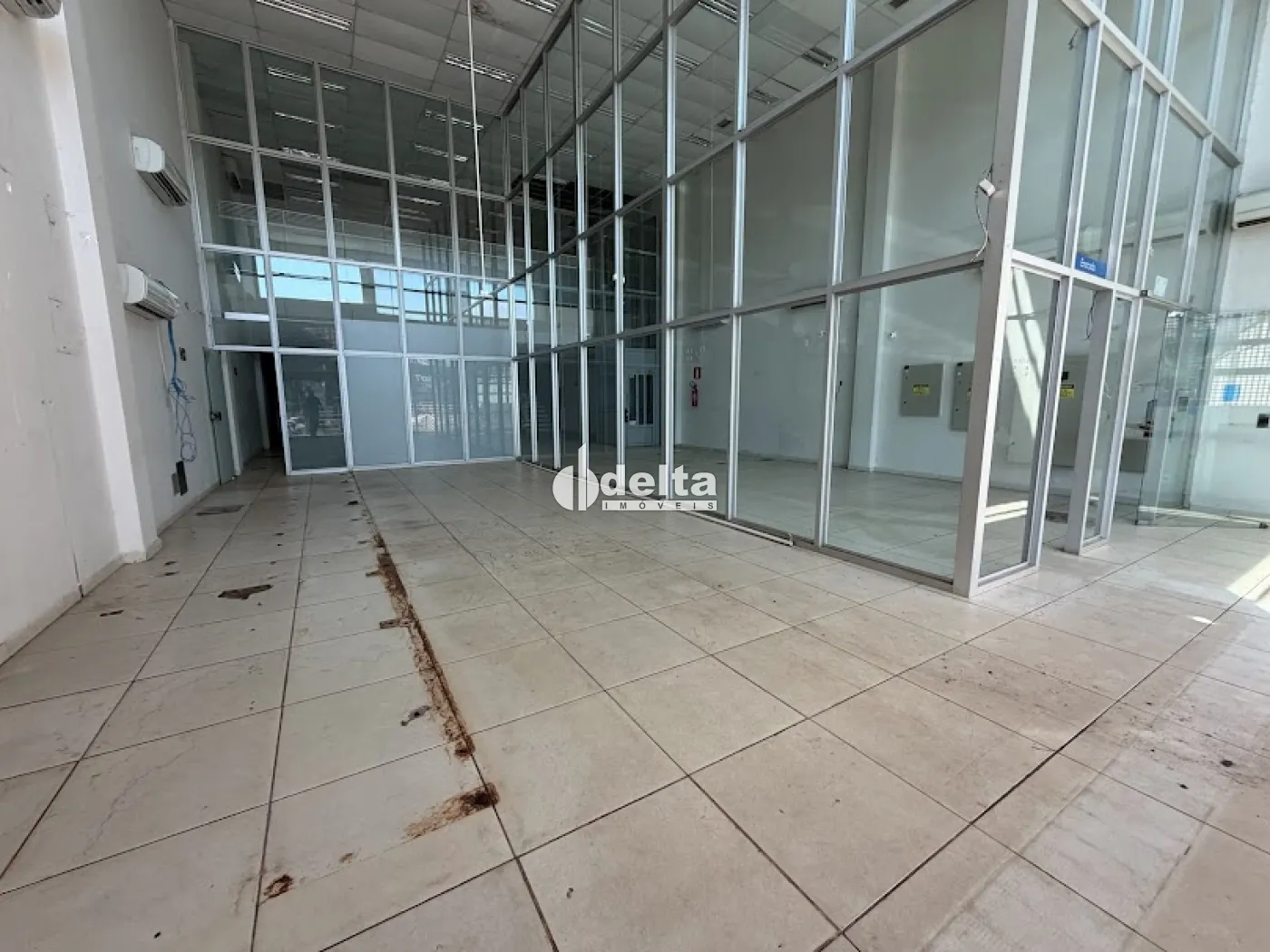 Alugar Loja / Padr&atilde;o em Uberl&acirc;ndia R$ 20.000,00 - Foto 7