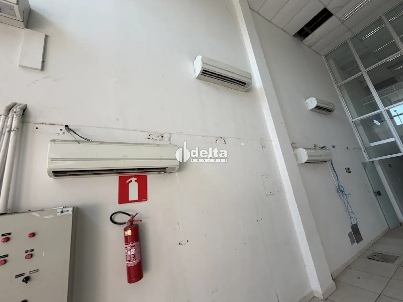 Alugar Loja / Padr&atilde;o em Uberl&acirc;ndia R$ 20.000,00 - Foto 8