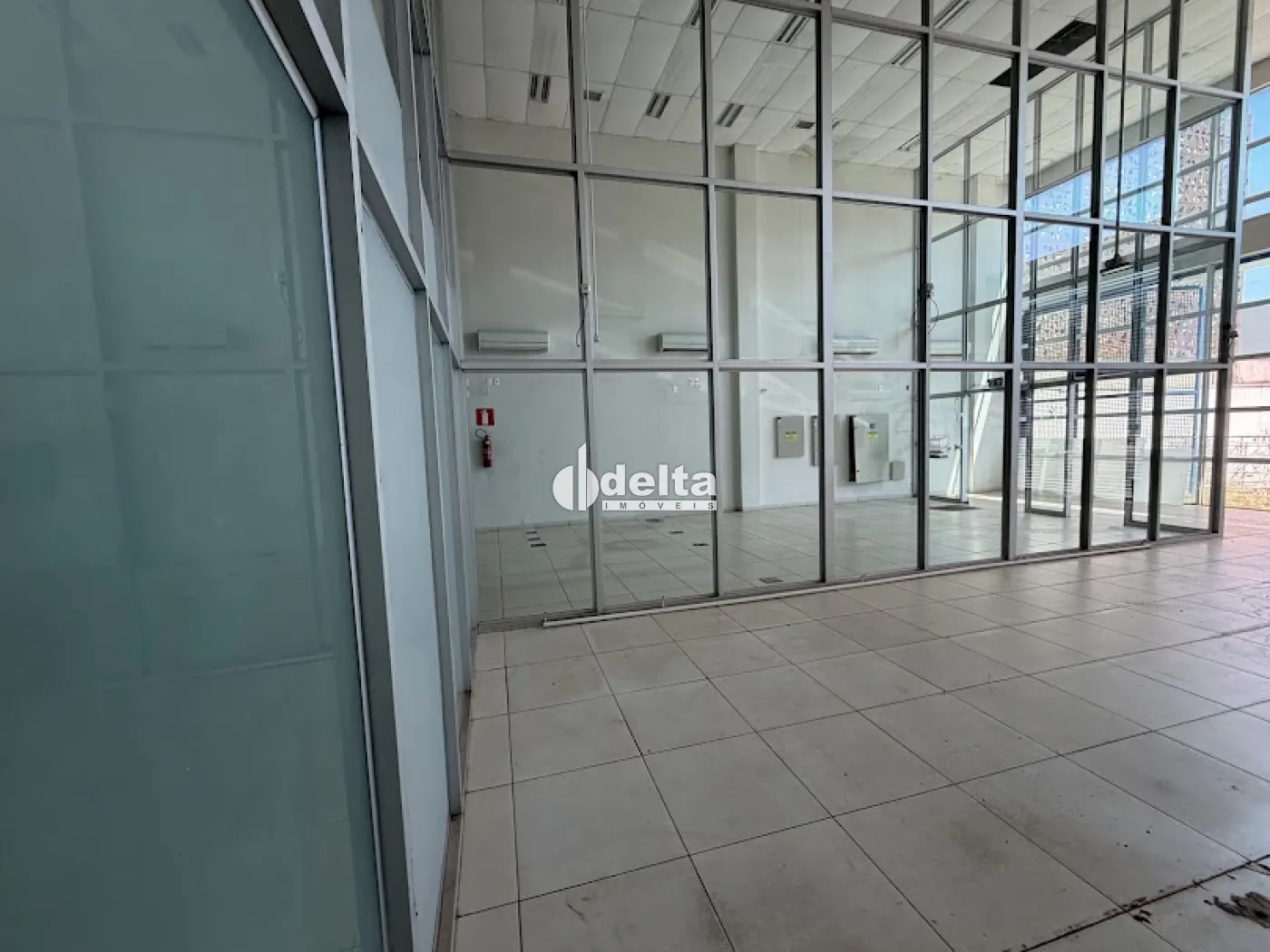 Alugar Loja / Padr&atilde;o em Uberl&acirc;ndia R$ 20.000,00 - Foto 9