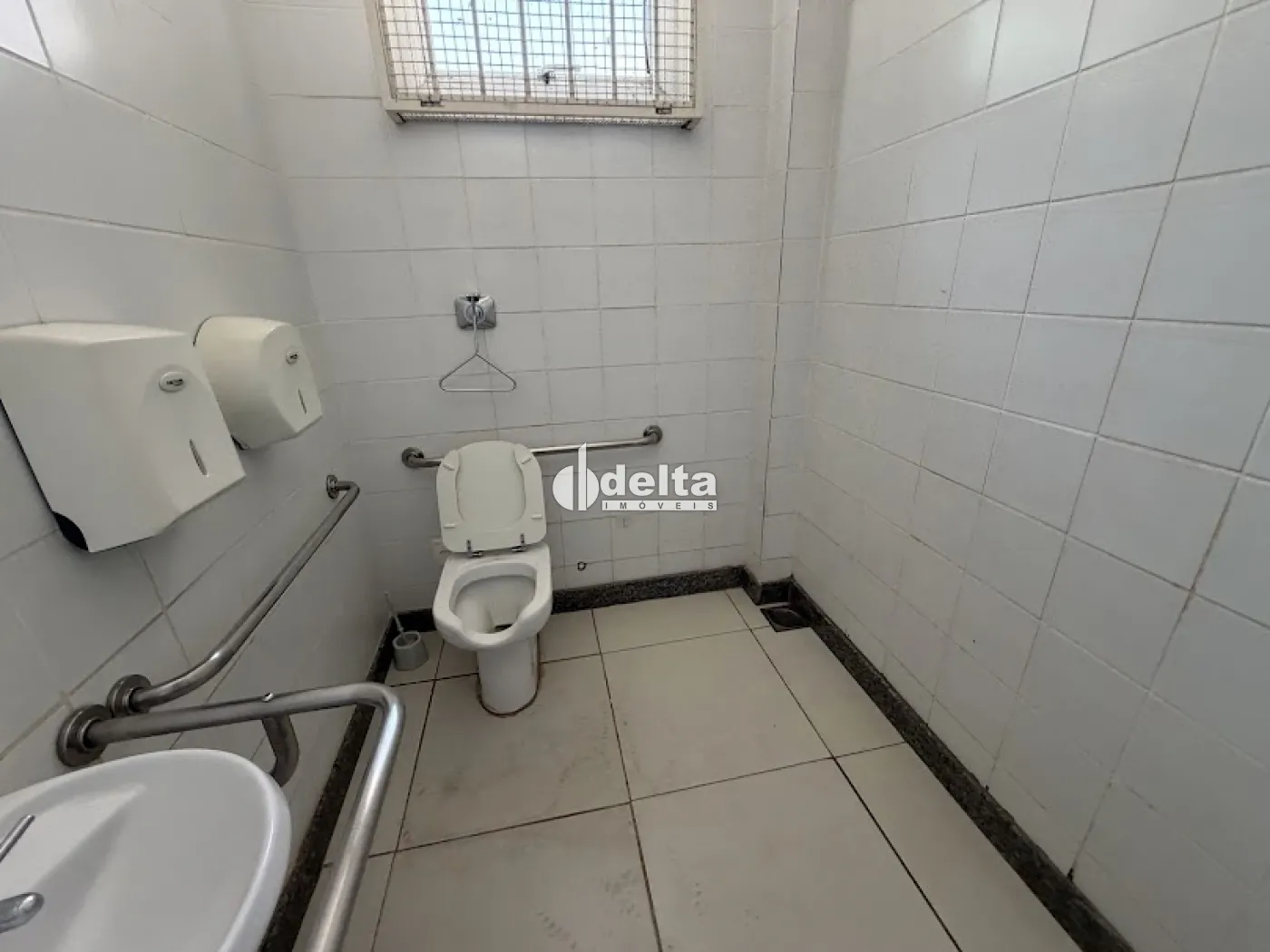 Alugar Loja / Padr&atilde;o em Uberl&acirc;ndia R$ 20.000,00 - Foto 14