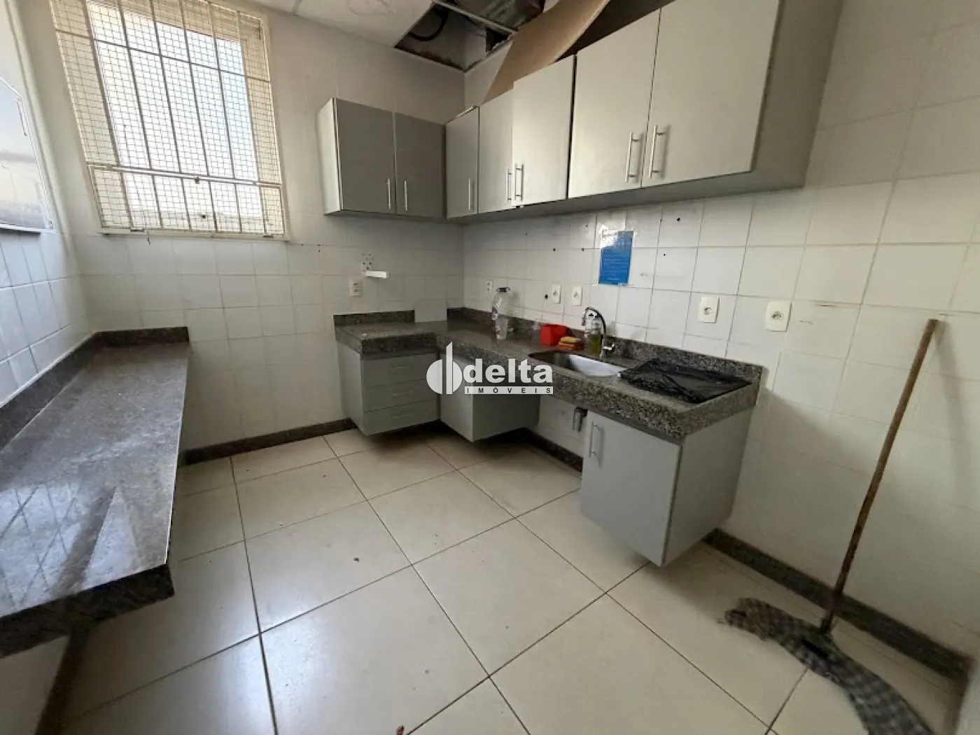 Alugar Loja / Padr&atilde;o em Uberl&acirc;ndia R$ 20.000,00 - Foto 15