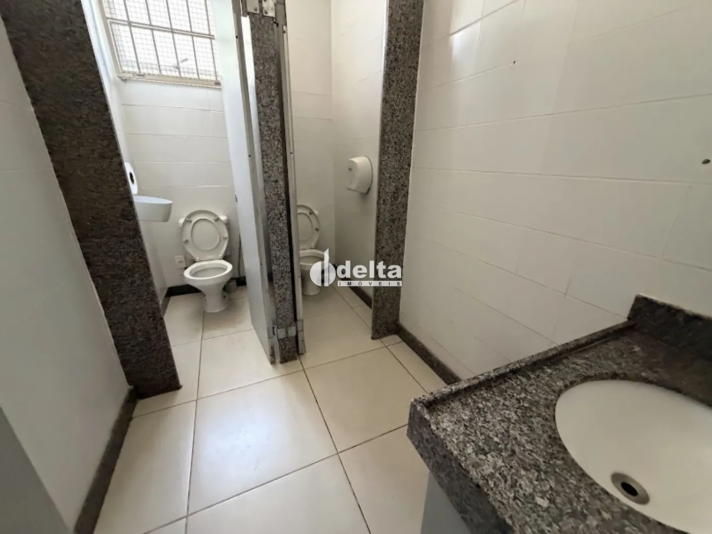 Alugar Loja / Padr&atilde;o em Uberl&acirc;ndia R$ 20.000,00 - Foto 16