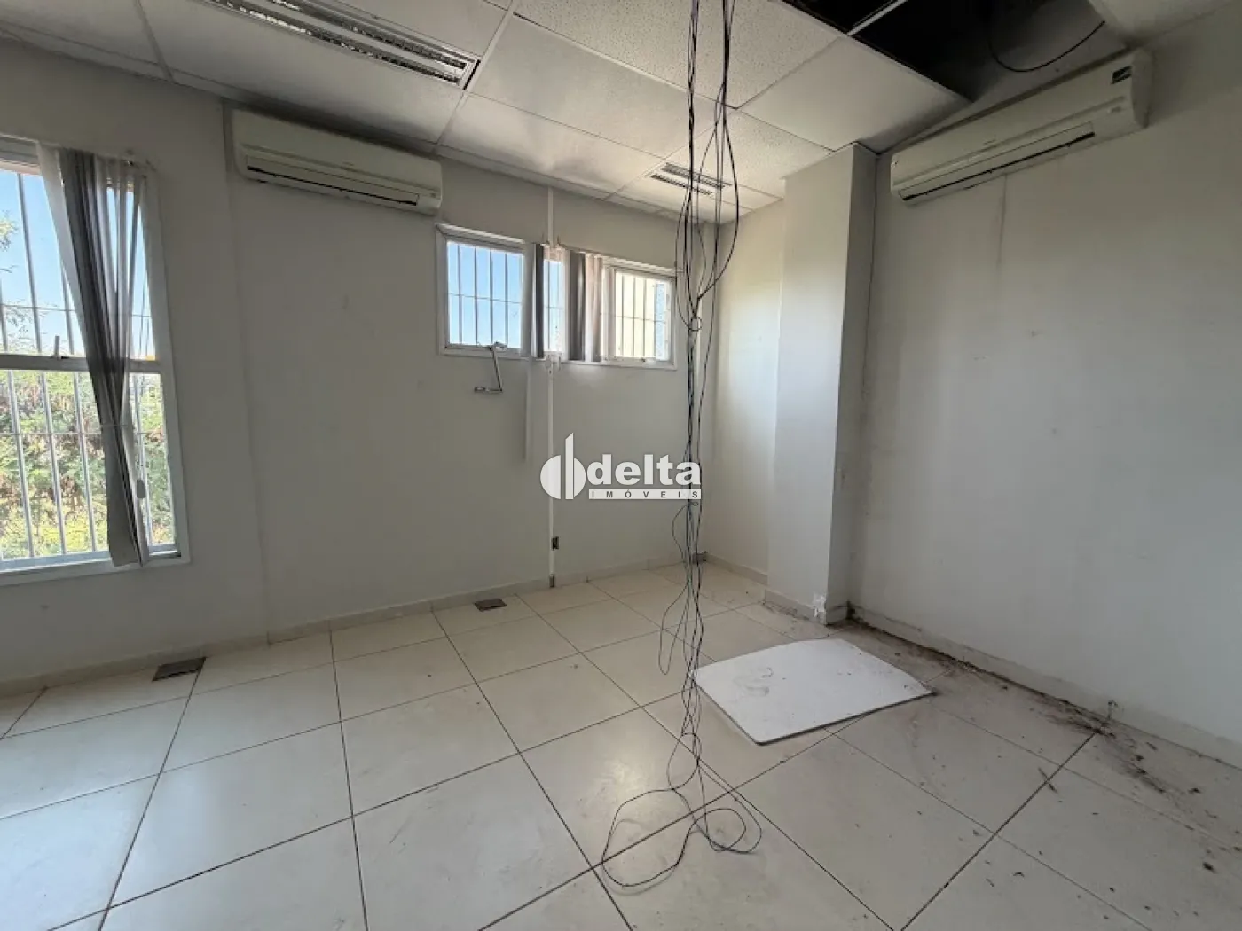Alugar Loja / Padr&atilde;o em Uberl&acirc;ndia R$ 20.000,00 - Foto 21