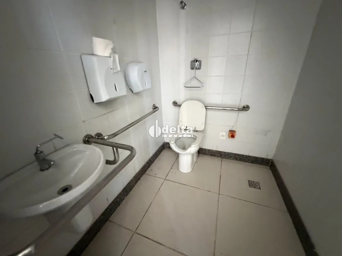 Alugar Loja / Padr&atilde;o em Uberl&acirc;ndia R$ 20.000,00 - Foto 23