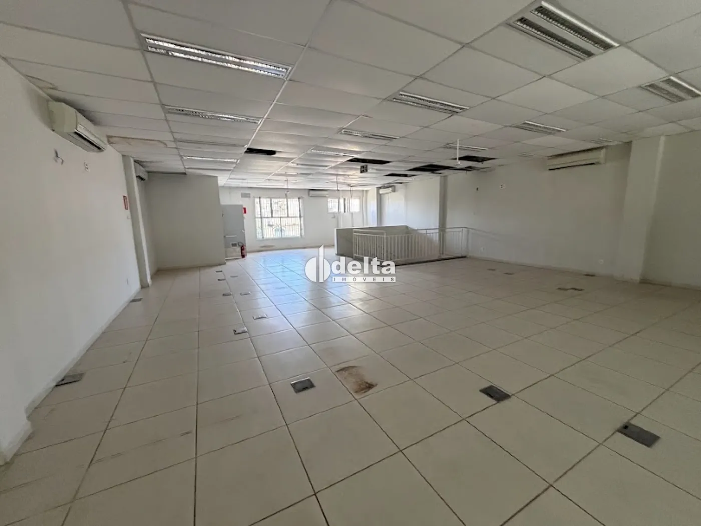 Alugar Loja / Padr&atilde;o em Uberl&acirc;ndia R$ 20.000,00 - Foto 25