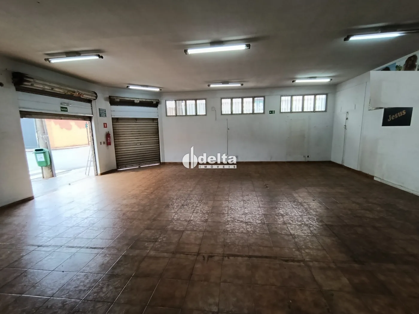 Alugar Loja / Padr&atilde;o em Uberl&acirc;ndia R$ 4.300,00 - Foto 5