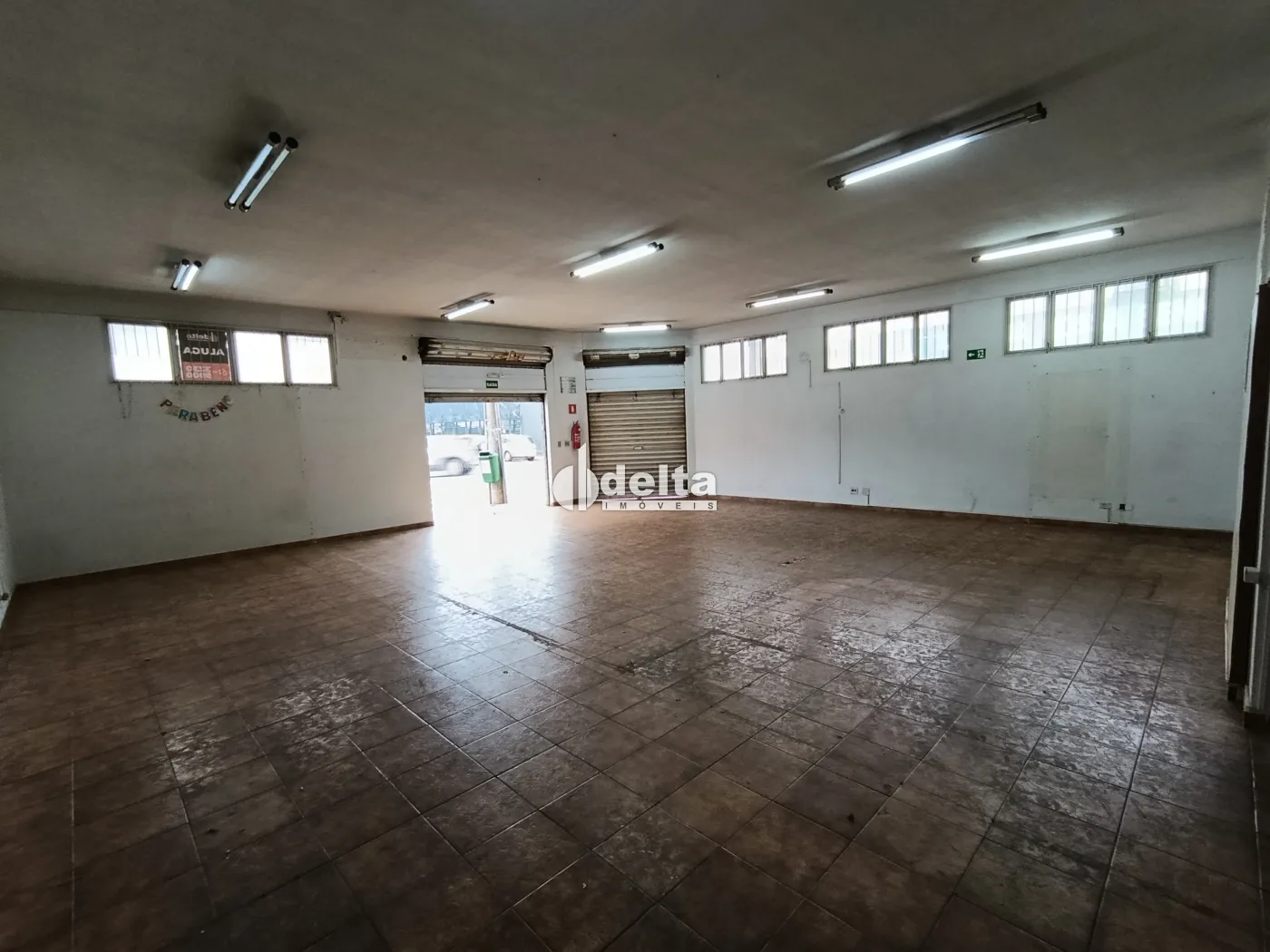 Alugar Loja / Padr&atilde;o em Uberl&acirc;ndia R$ 4.800,00 - Foto 6