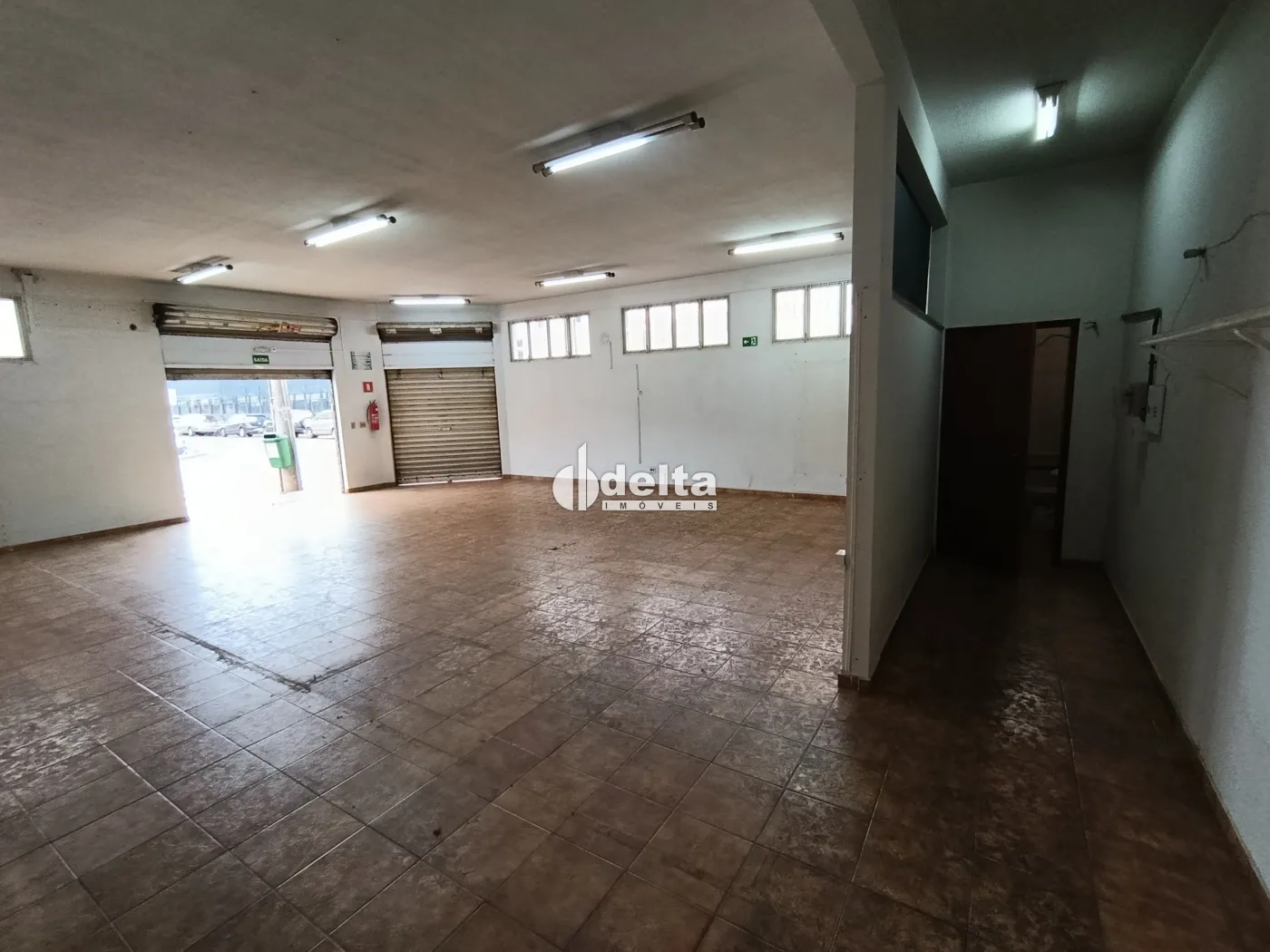 Alugar Loja / Padr&atilde;o em Uberl&acirc;ndia R$ 4.800,00 - Foto 7