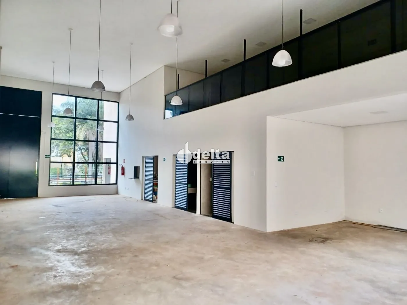 Alugar Loja / Padr&atilde;o em Uberl&acirc;ndia R$ 8.000,00 - Foto 2