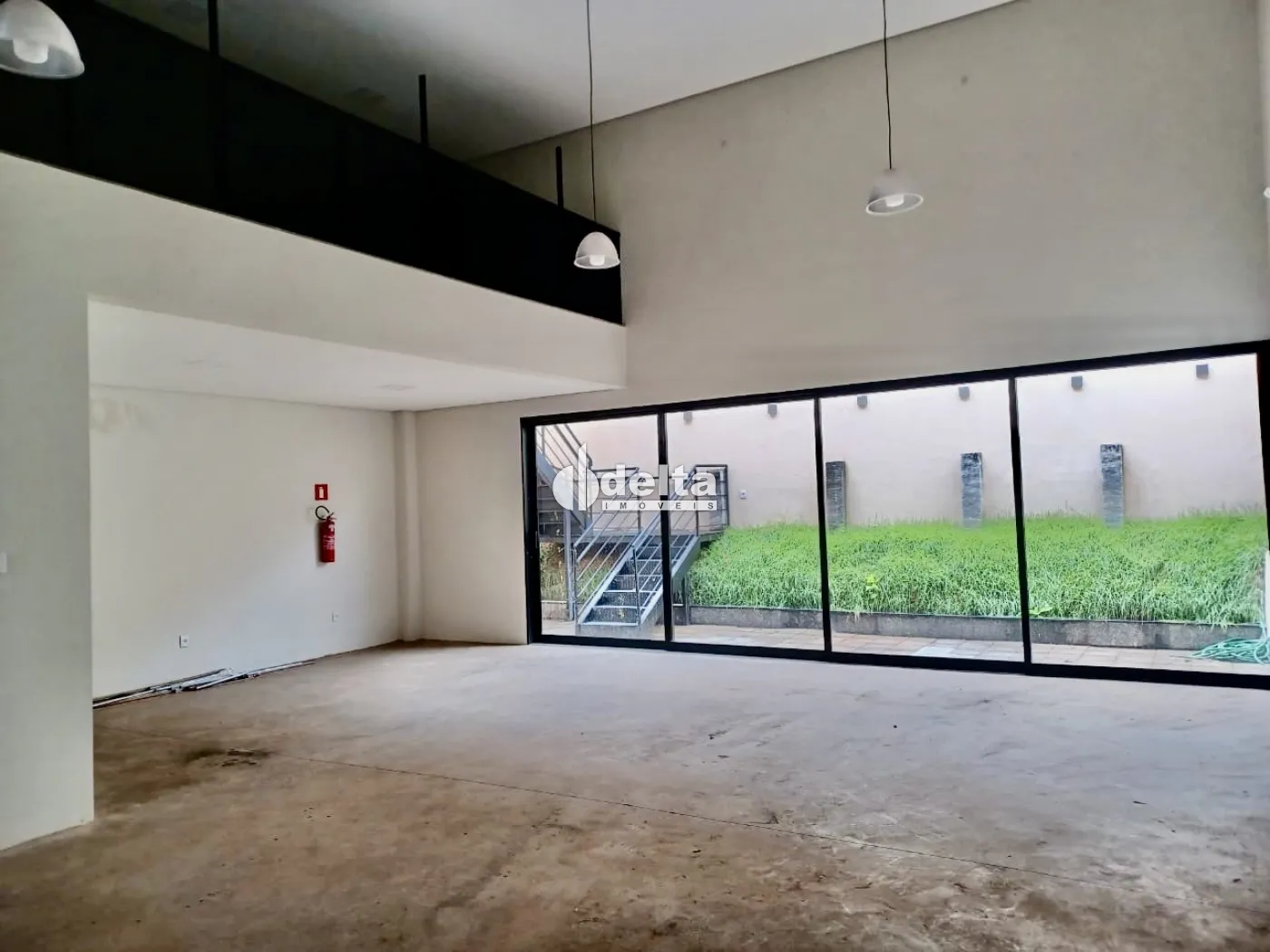 Alugar Loja / Padr&atilde;o em Uberl&acirc;ndia R$ 8.000,00 - Foto 3