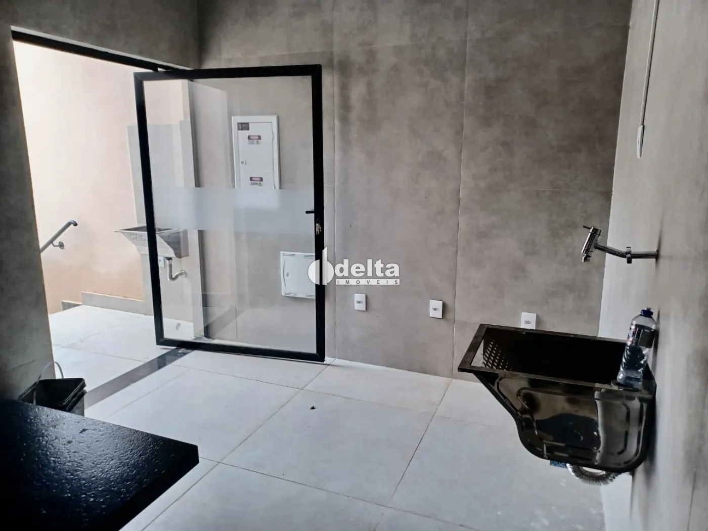 Alugar Loja / Padr&atilde;o em Uberl&acirc;ndia R$ 8.000,00 - Foto 19