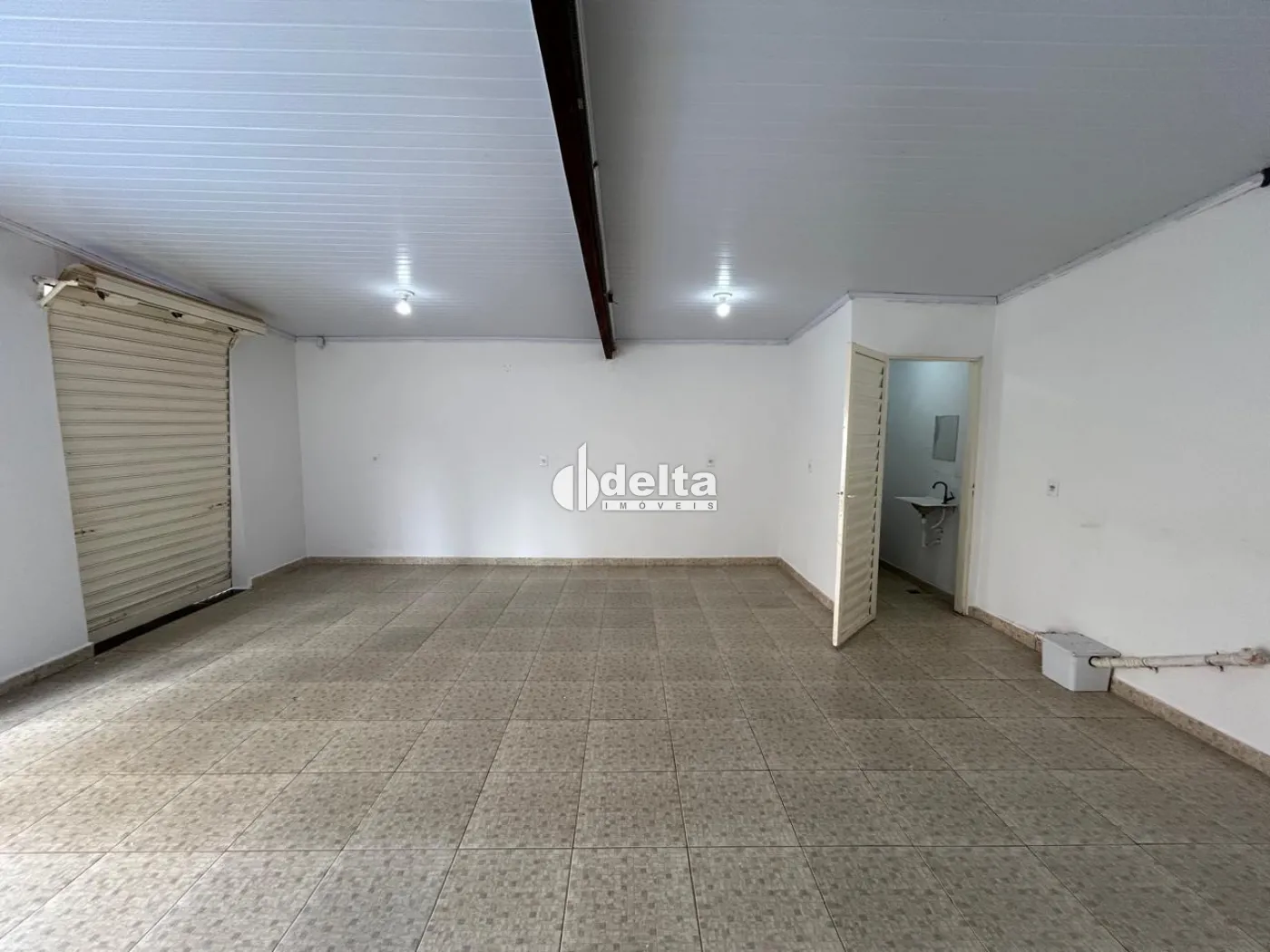 Alugar Loja / Padr&atilde;o em Uberl&acirc;ndia R$ 1.300,00 - Foto 7