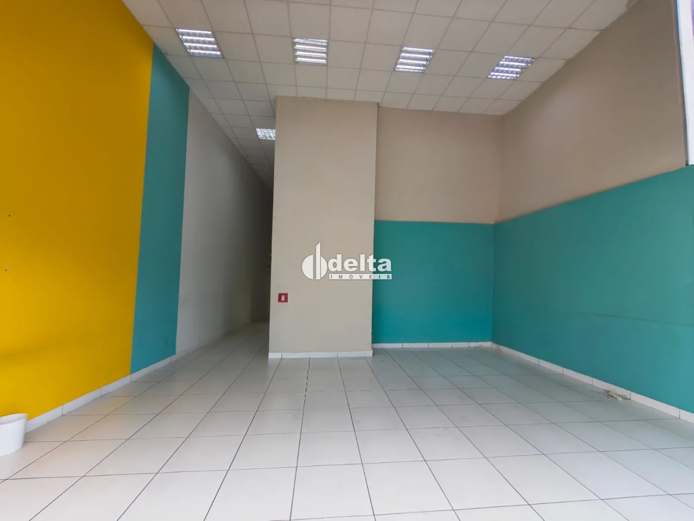 Alugar Loja / Padr&atilde;o em Uberl&acirc;ndia R$ 11.000,00 - Foto 1