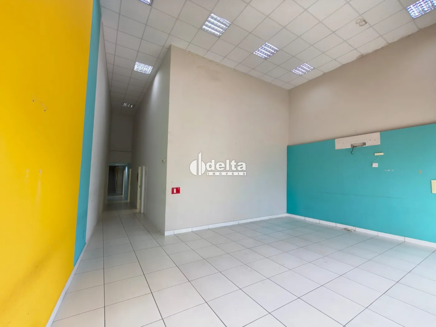 Alugar Loja / Padr&atilde;o em Uberl&acirc;ndia R$ 11.000,00 - Foto 3