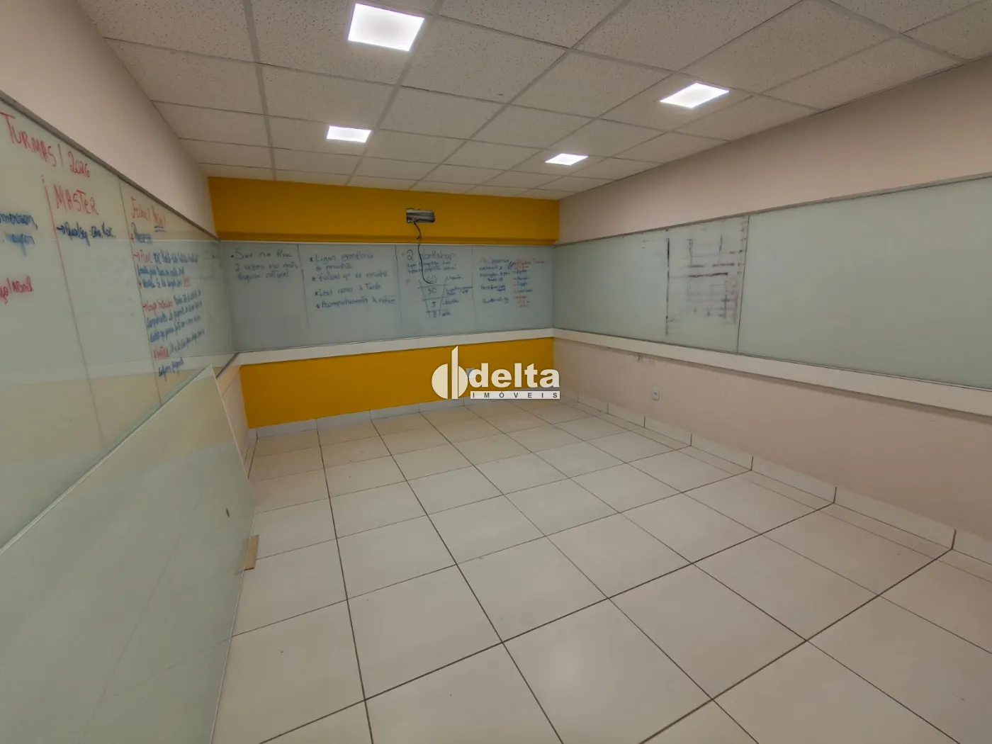 Alugar Loja / Padr&atilde;o em Uberl&acirc;ndia R$ 11.000,00 - Foto 6