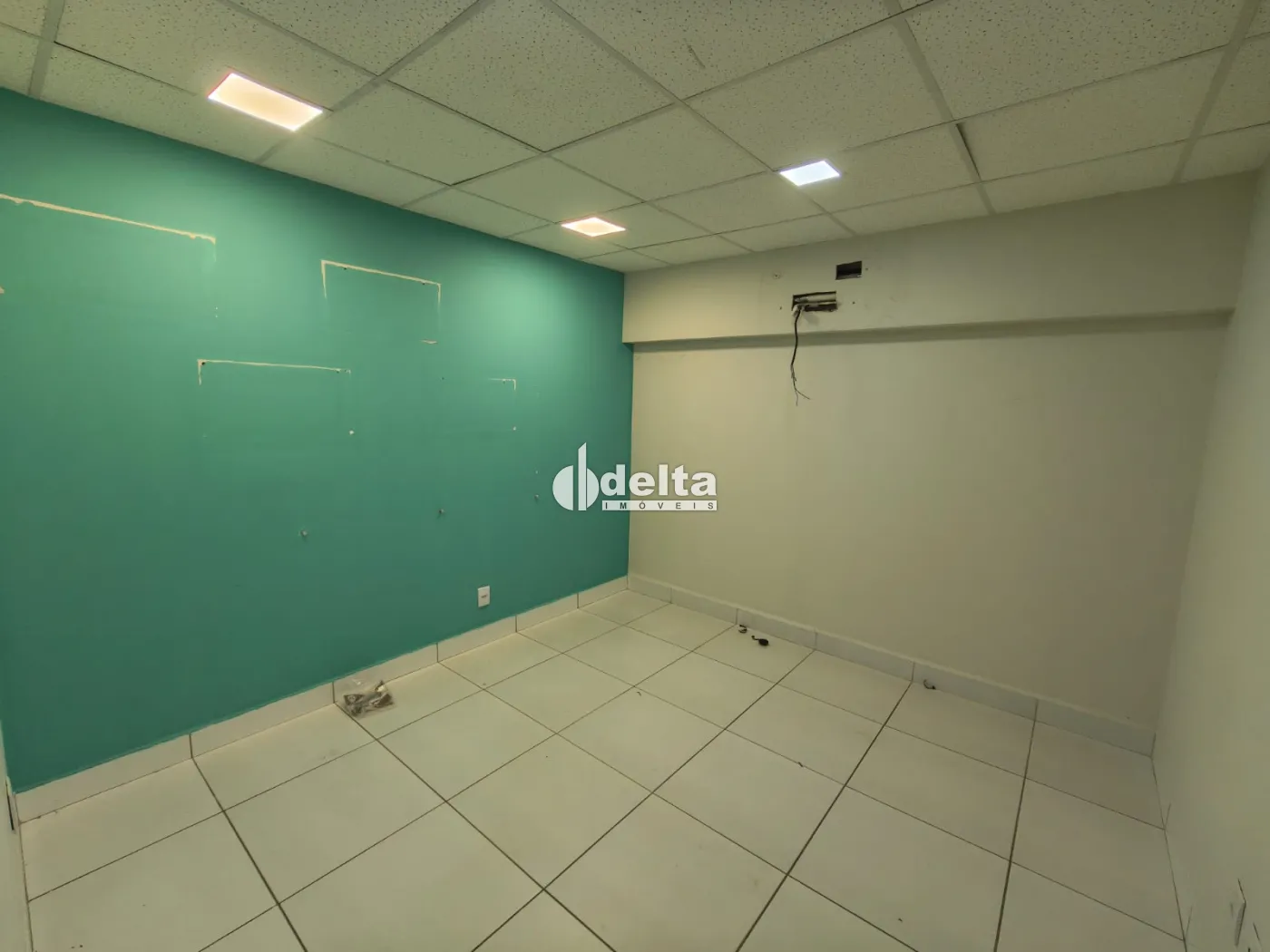 Alugar Loja / Padr&atilde;o em Uberl&acirc;ndia R$ 11.000,00 - Foto 9