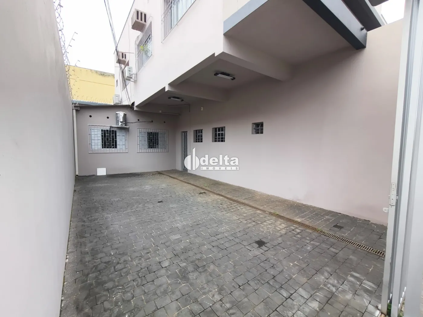 Alugar Loja / Padr&atilde;o em Uberl&acirc;ndia R$ 5.500,00 - Foto 6