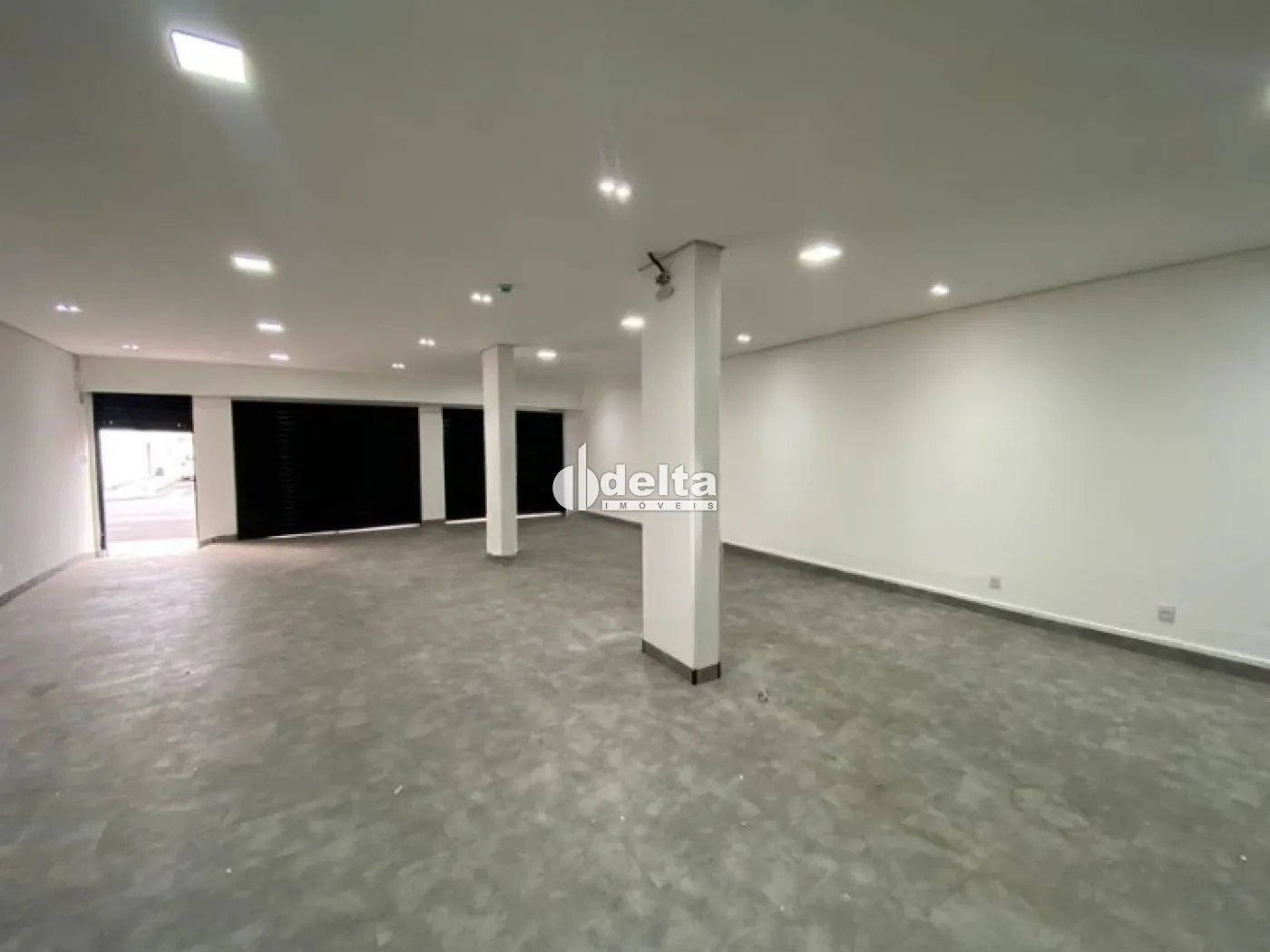 Alugar Loja / Padr&atilde;o em Uberl&acirc;ndia R$ 5.200,00 - Foto 1