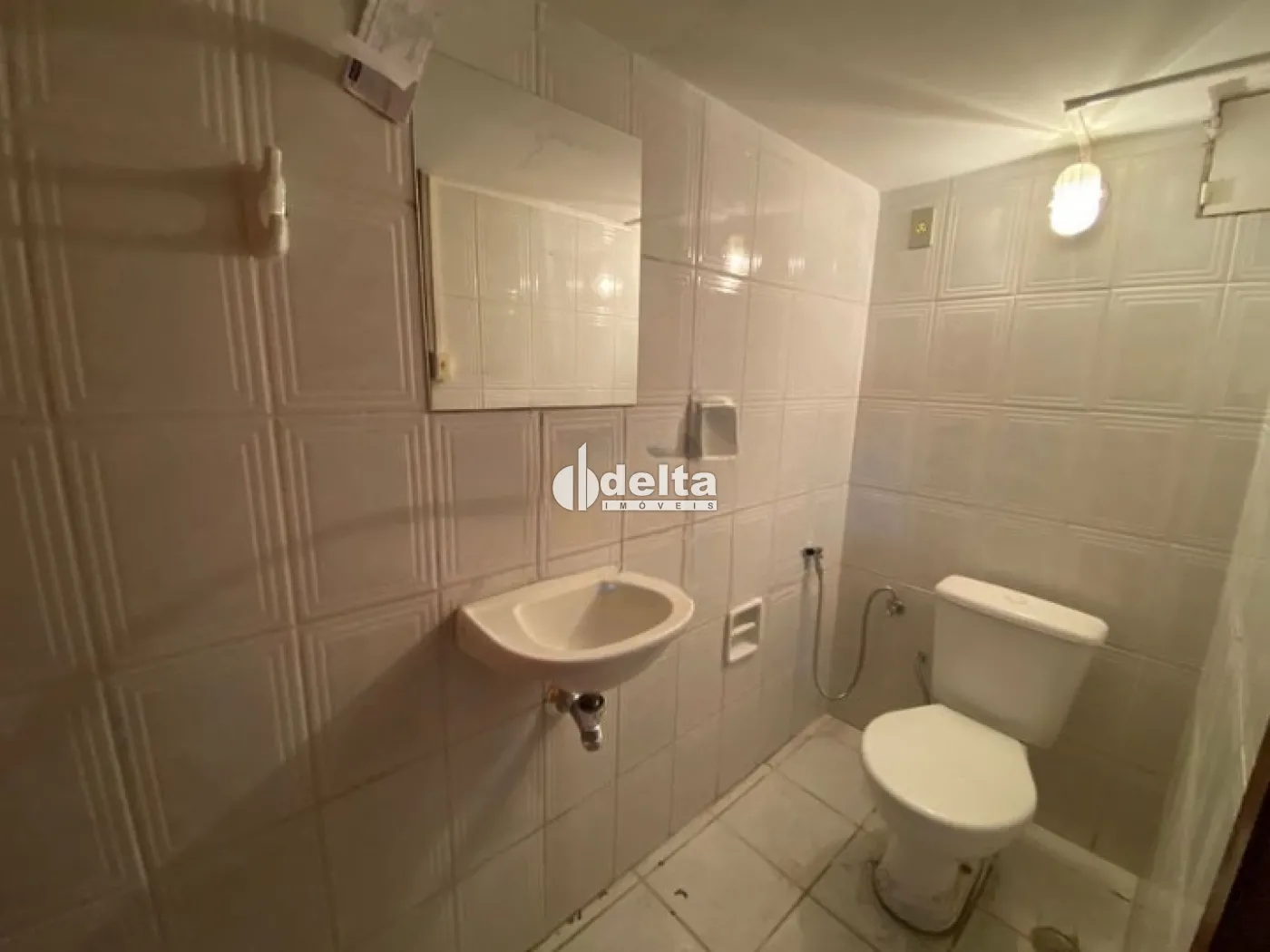 Alugar Loja / Padr&atilde;o em Uberl&acirc;ndia R$ 5.200,00 - Foto 8