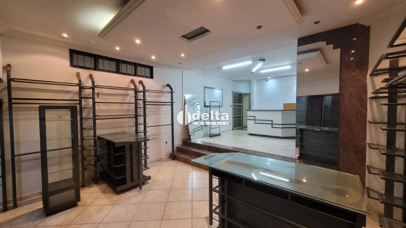 Alugar Loja / Padr&atilde;o em Uberl&acirc;ndia R$ 2.000,00 - Foto 2