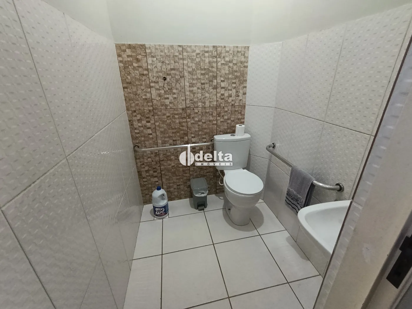 Alugar Loja / Padr&atilde;o em Uberl&acirc;ndia R$ 3.000,00 - Foto 11