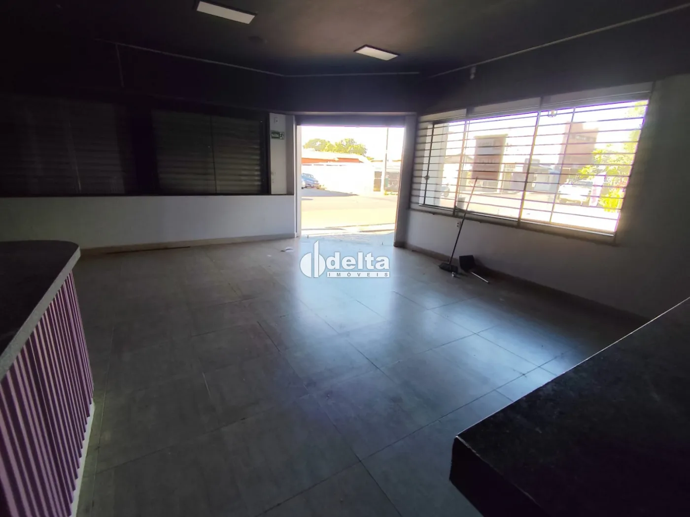 Alugar Loja / Padr&atilde;o em Uberl&acirc;ndia R$ 5.000,00 - Foto 3