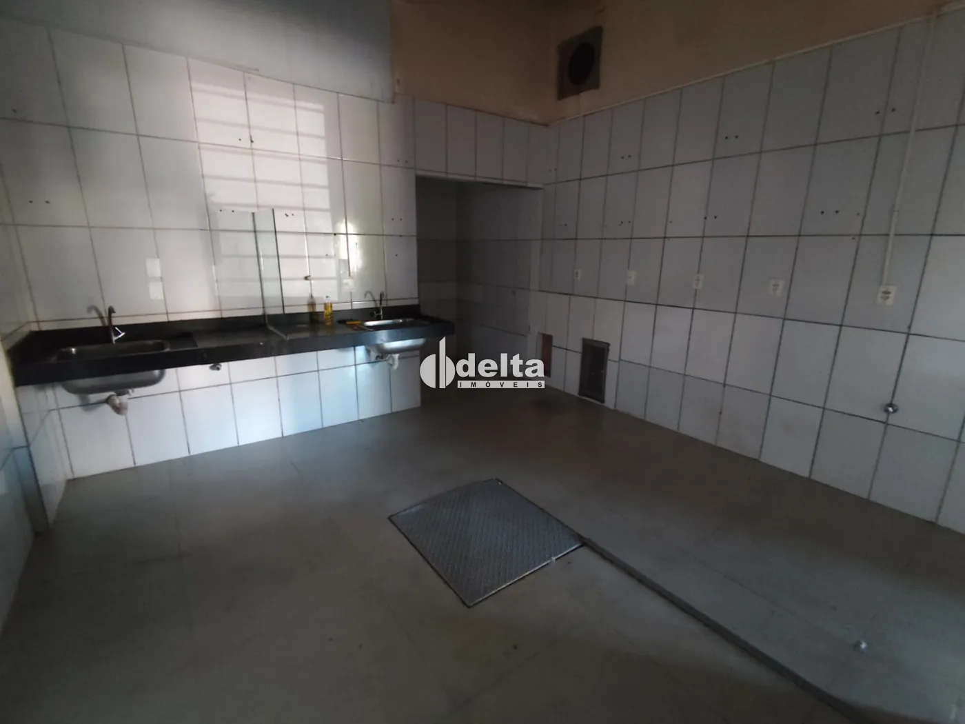 Alugar Loja / Padr&atilde;o em Uberl&acirc;ndia R$ 5.000,00 - Foto 15