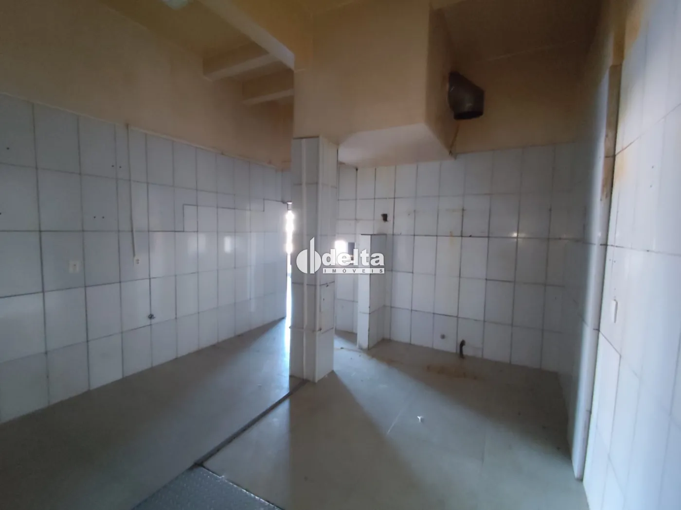 Alugar Loja / Padr&atilde;o em Uberl&acirc;ndia R$ 5.000,00 - Foto 17