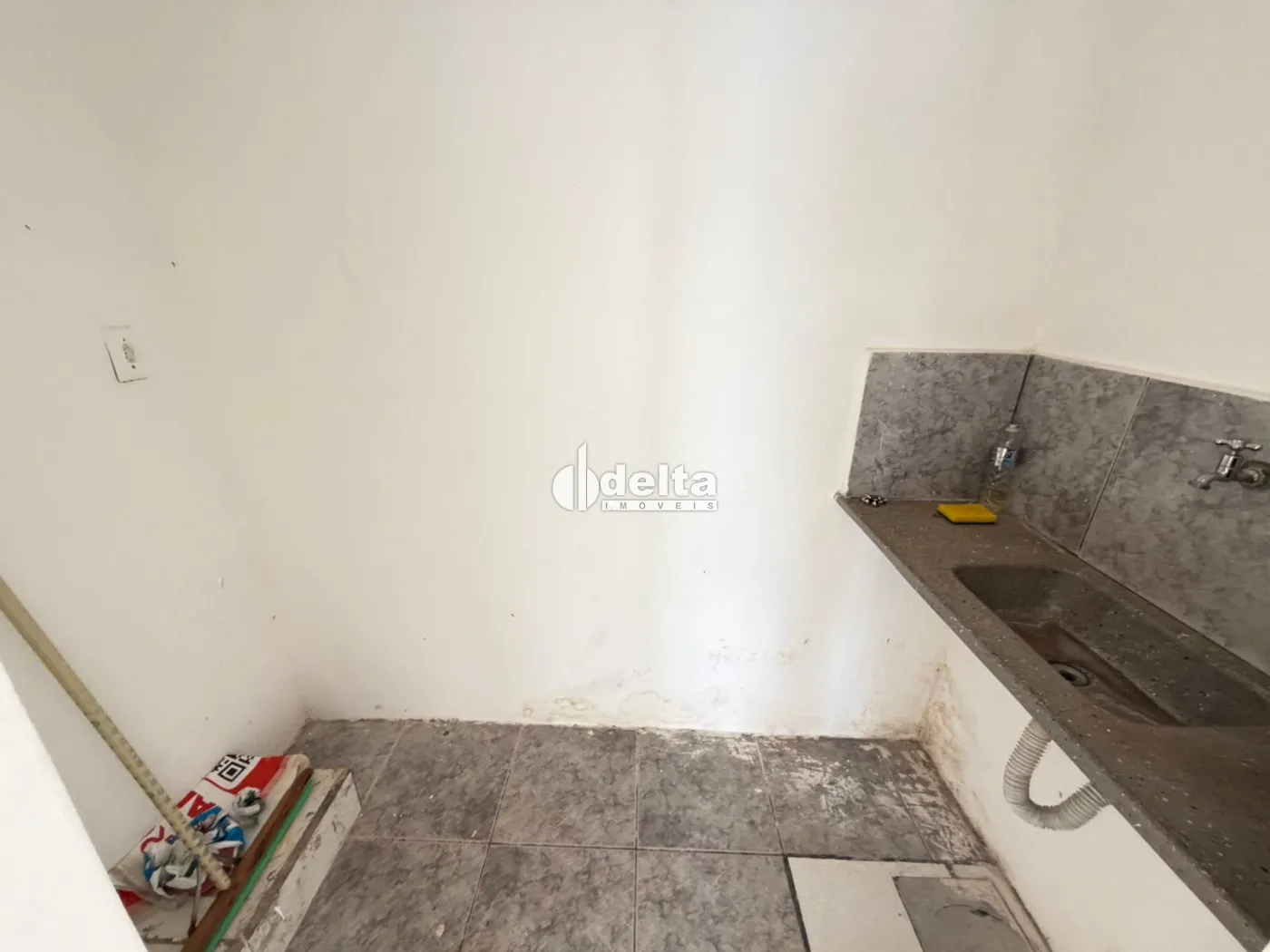 Alugar Loja / Padr&atilde;o em Uberl&acirc;ndia R$ 3.900,00 - Foto 7