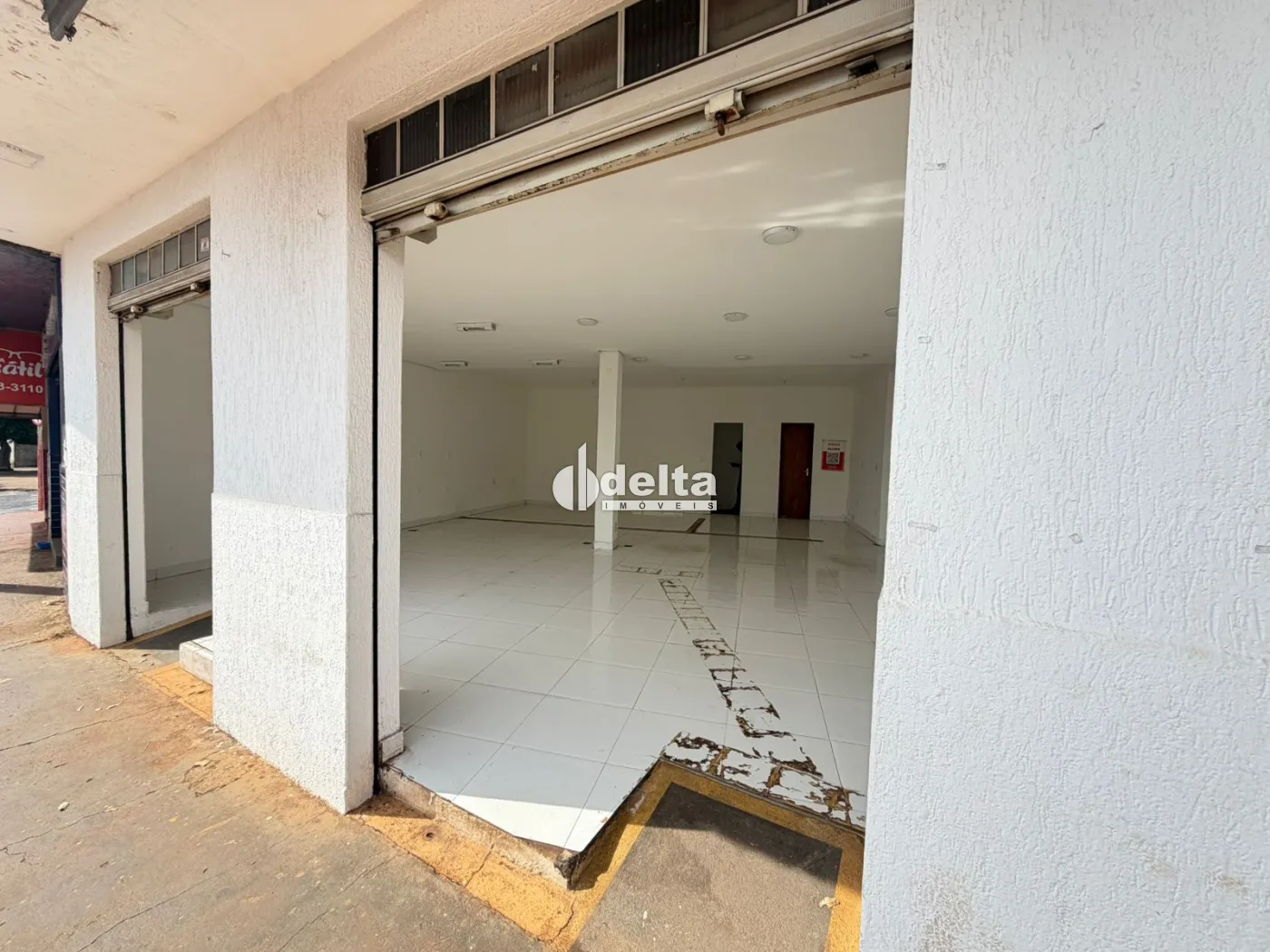 Alugar Loja / Padr&atilde;o em Uberl&acirc;ndia R$ 3.900,00 - Foto 1