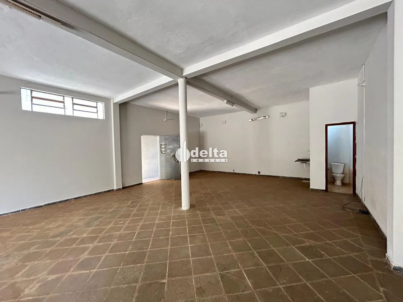 Alugar Loja / Padr&atilde;o em Uberl&acirc;ndia R$ 3.500,00 - Foto 4