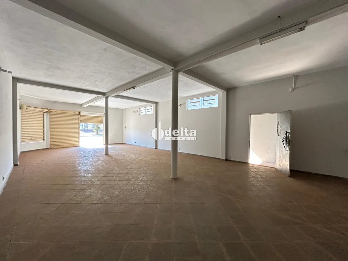 Alugar Loja / Padr&atilde;o em Uberl&acirc;ndia R$ 3.500,00 - Foto 14