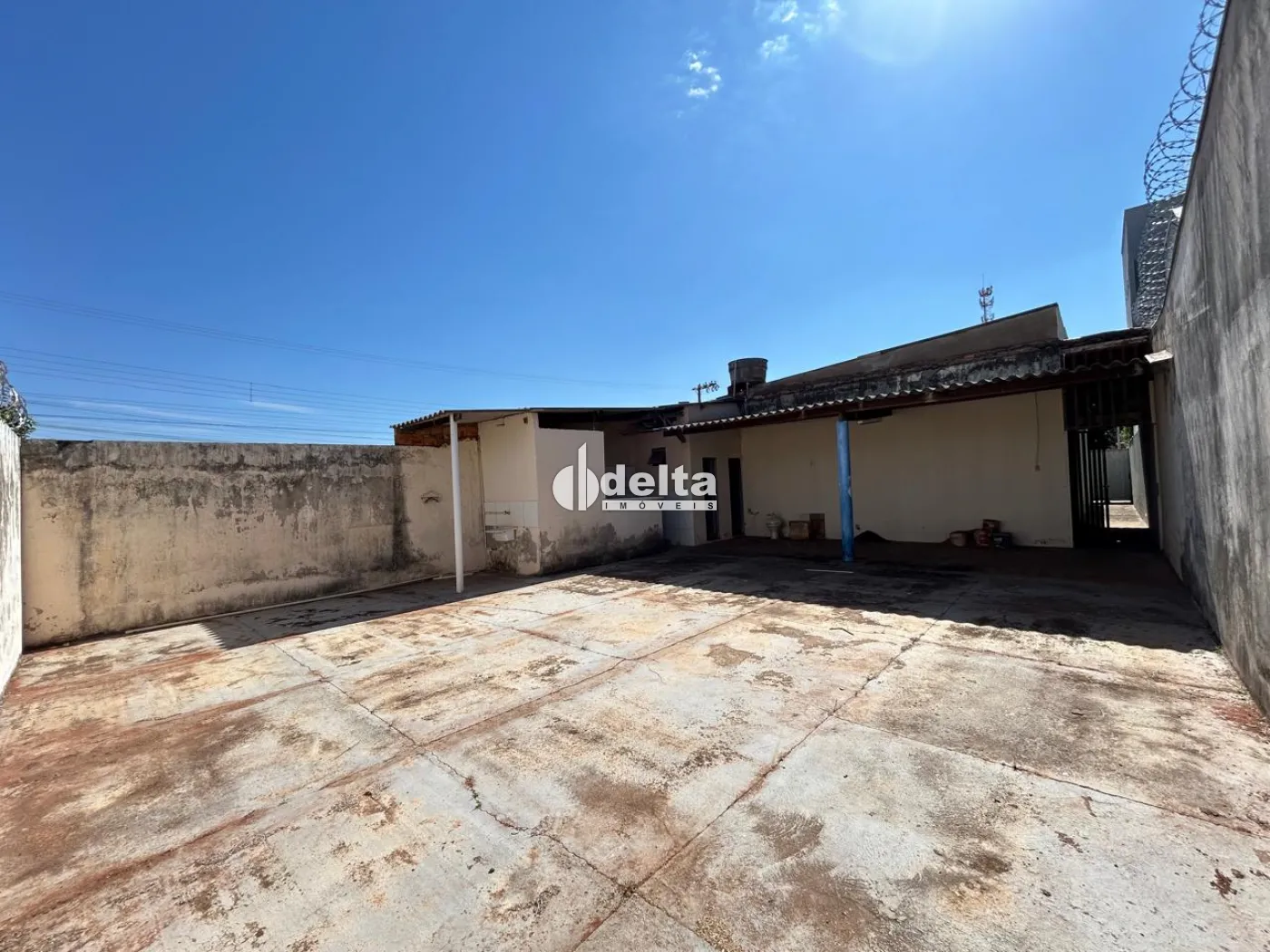 Alugar Loja / Padr&atilde;o em Uberl&acirc;ndia R$ 3.500,00 - Foto 22