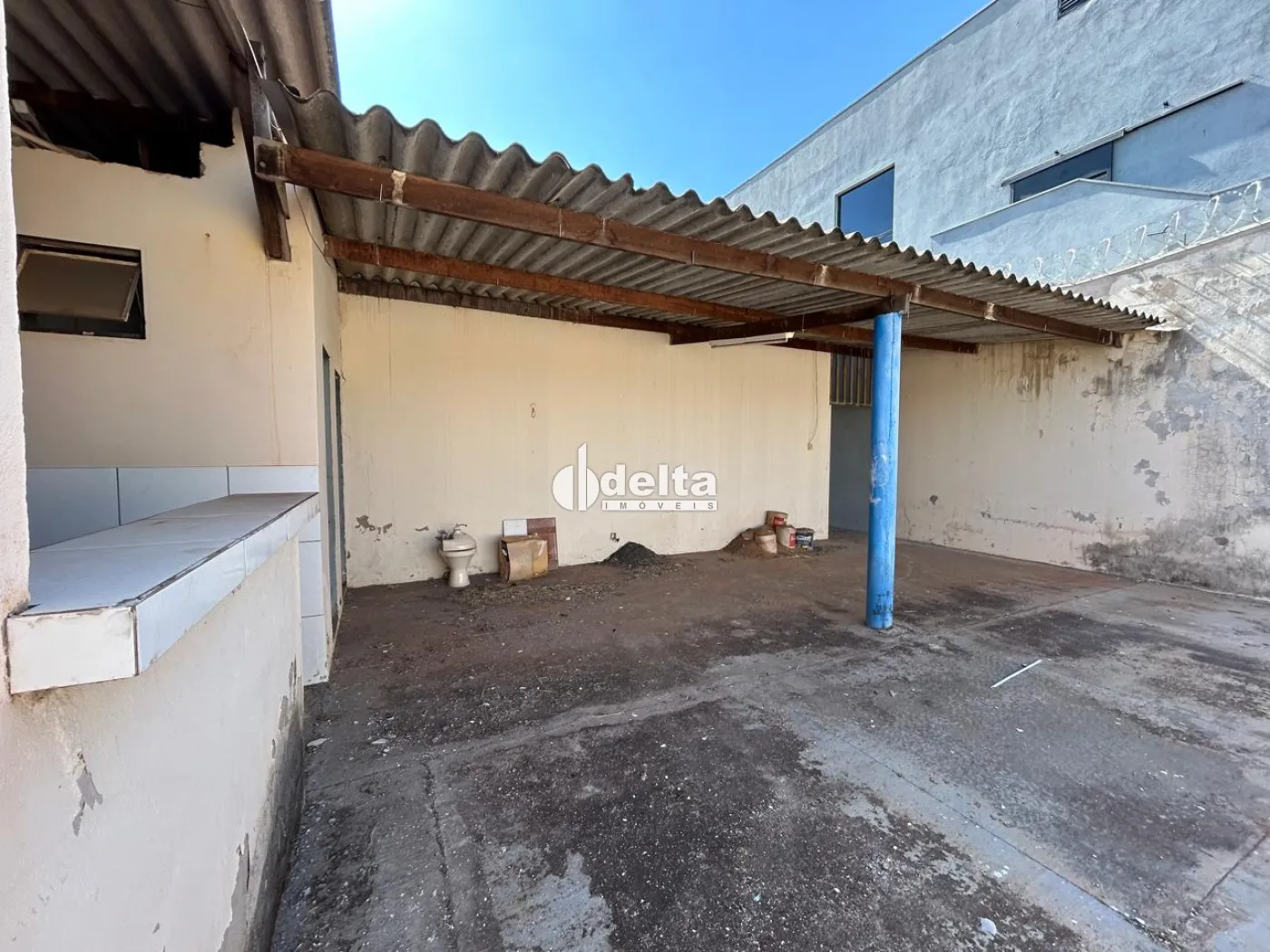 Alugar Loja / Padr&atilde;o em Uberl&acirc;ndia R$ 3.500,00 - Foto 24