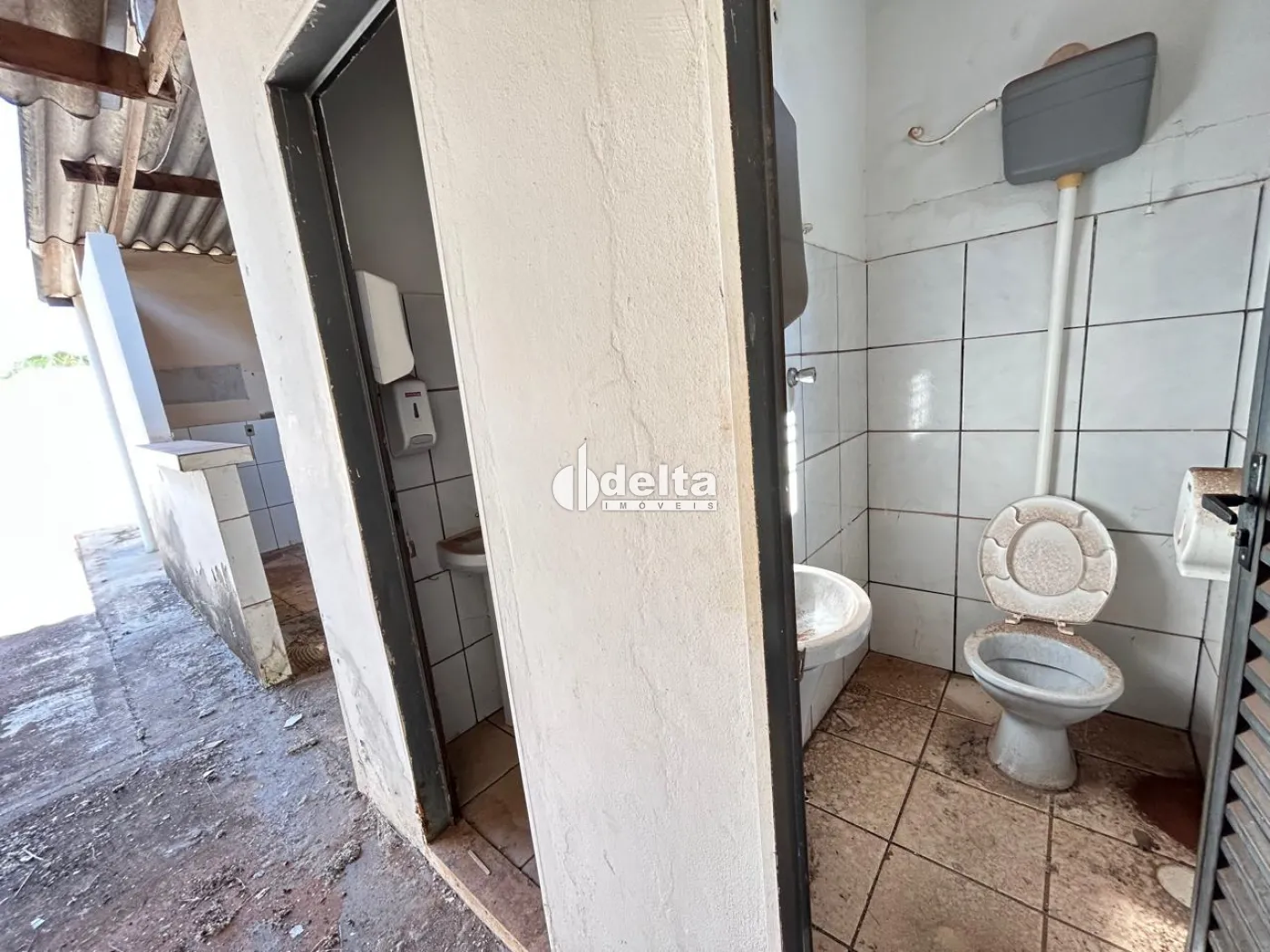 Alugar Loja / Padr&atilde;o em Uberl&acirc;ndia R$ 3.500,00 - Foto 27