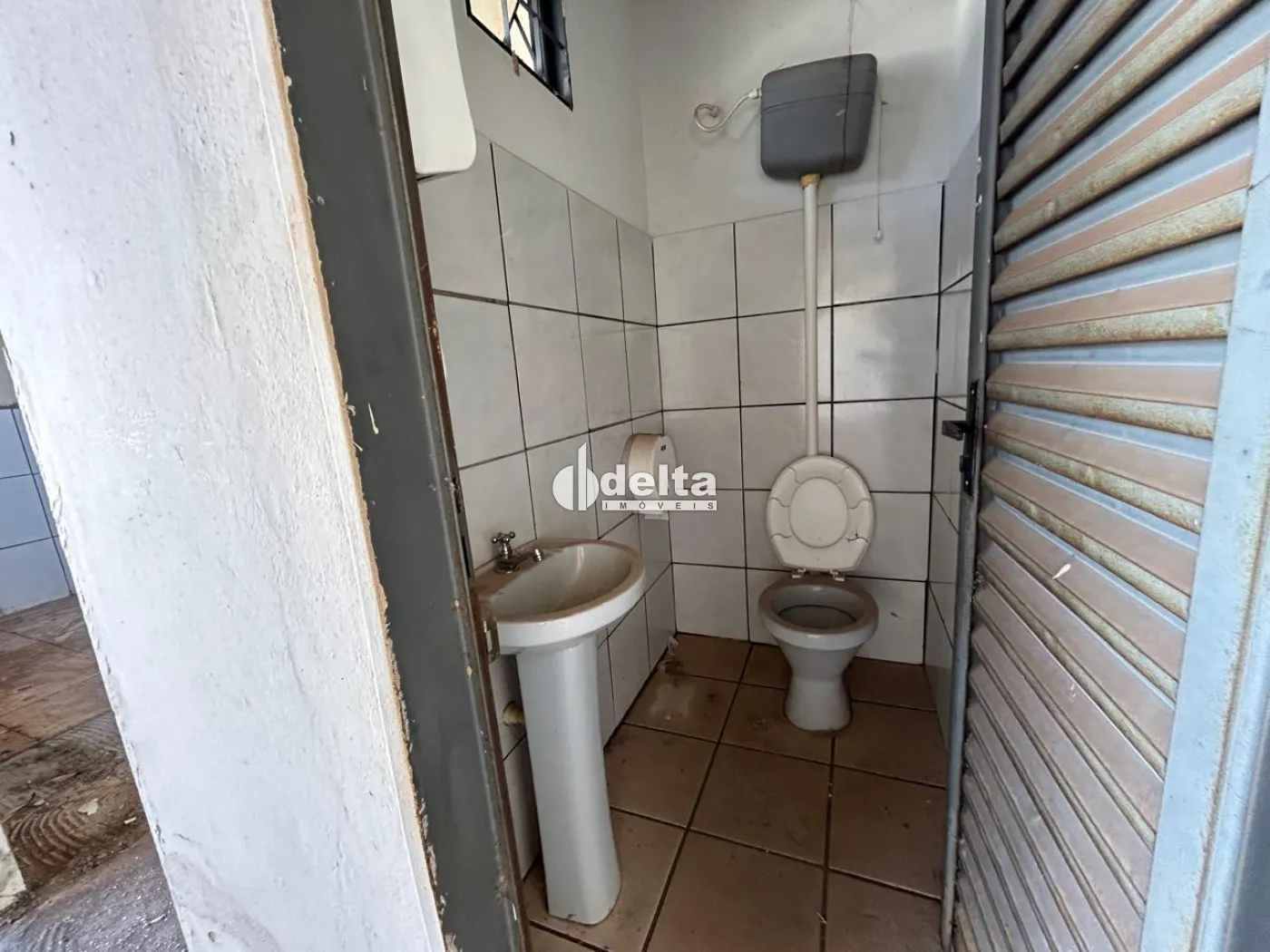 Alugar Loja / Padr&atilde;o em Uberl&acirc;ndia R$ 3.500,00 - Foto 28