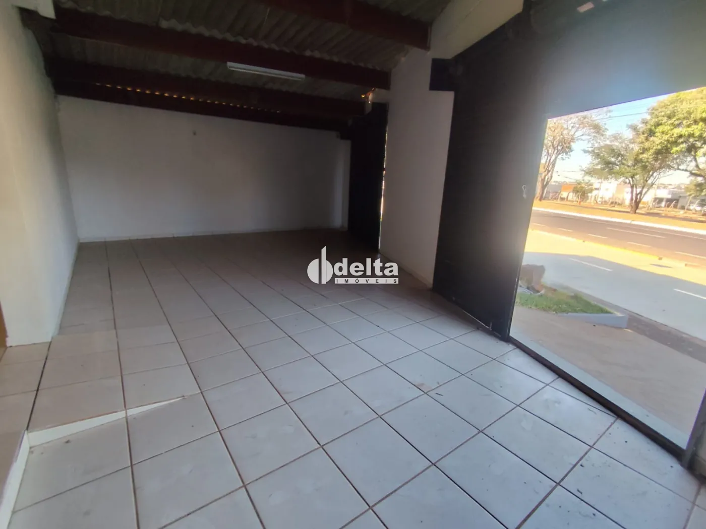 Alugar Loja / Padr&atilde;o em Uberl&acirc;ndia R$ 20.000,00 - Foto 5